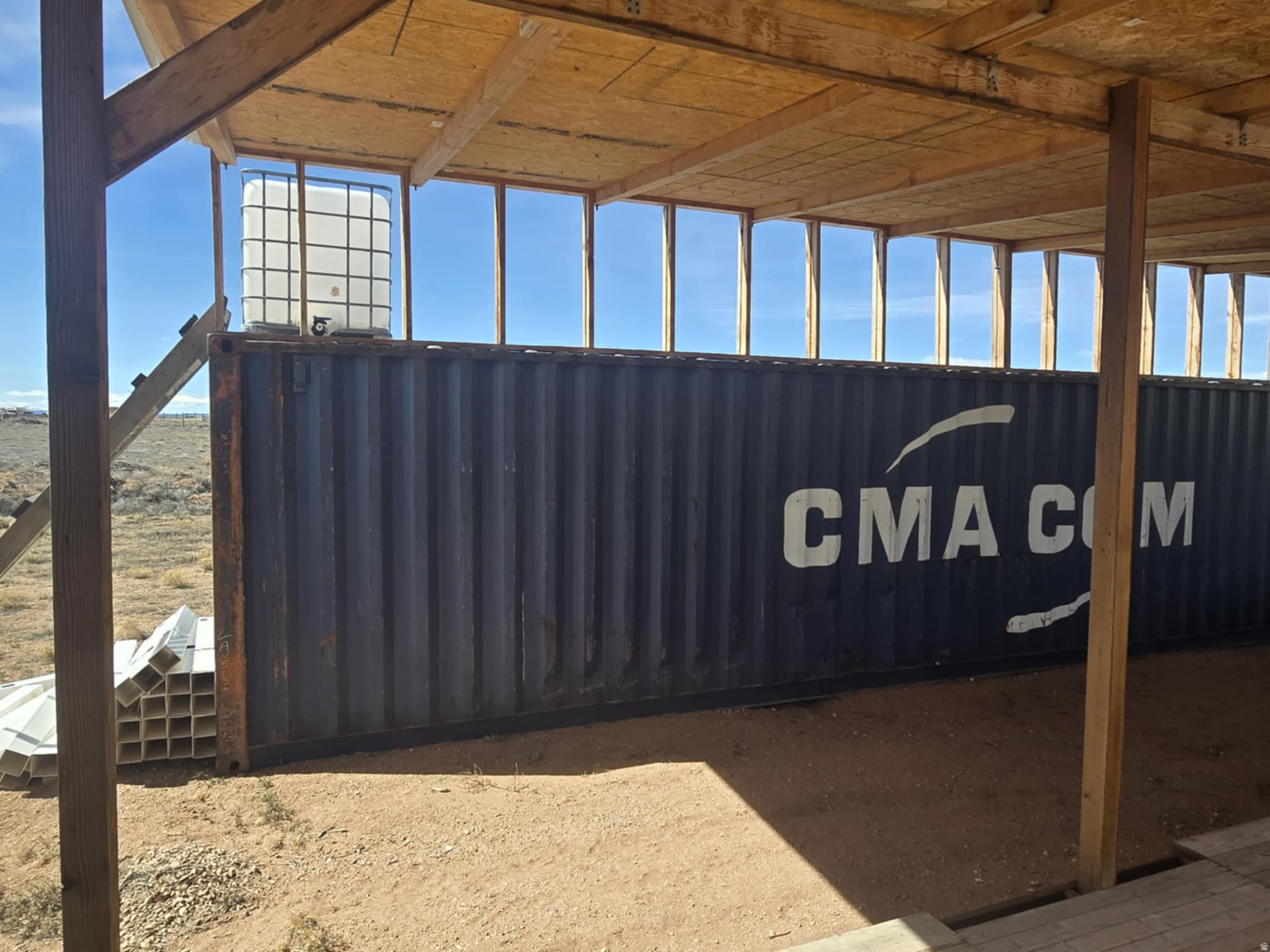 main property photo 18