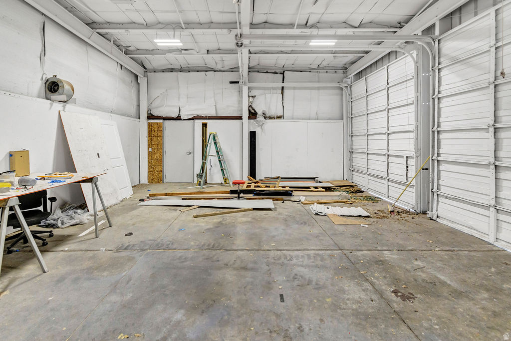 main property photo 51