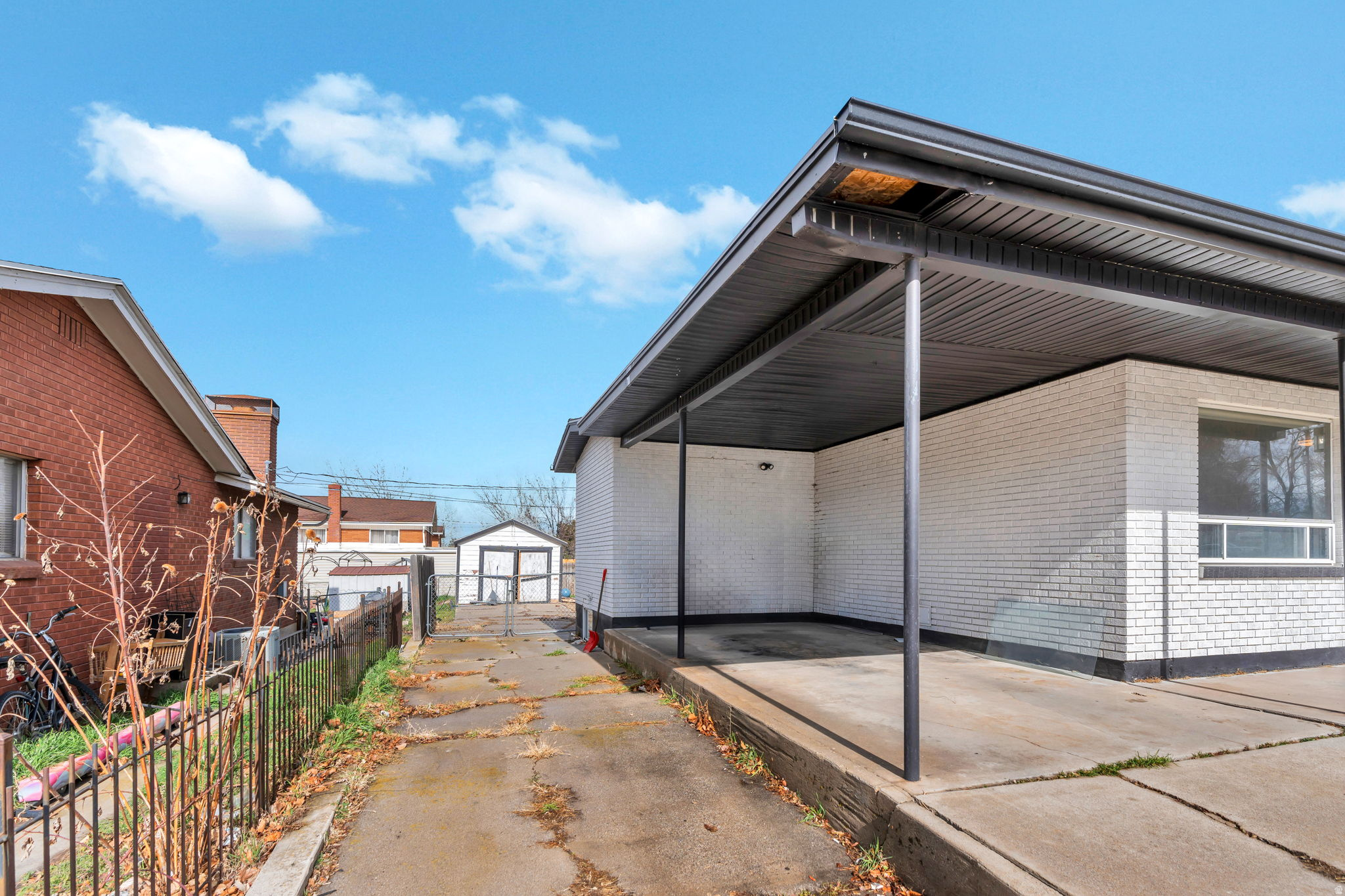 main property photo 18