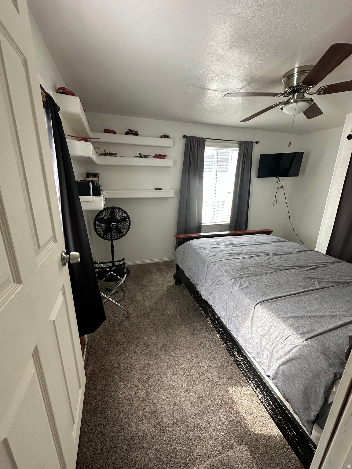 main property photo 19