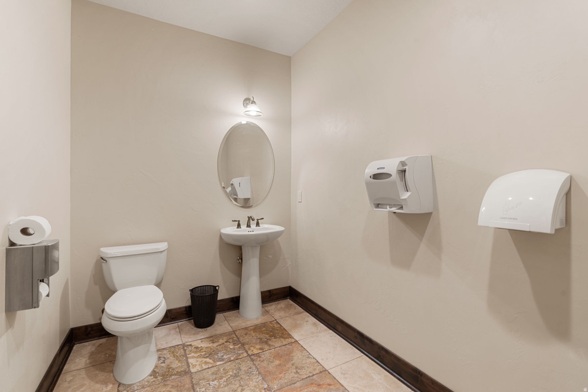 main property photo 59