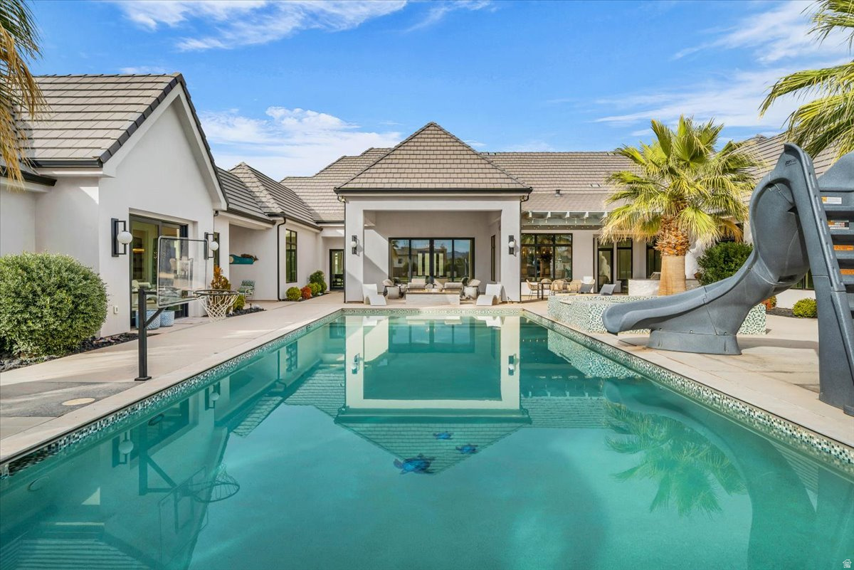 main property photo 49