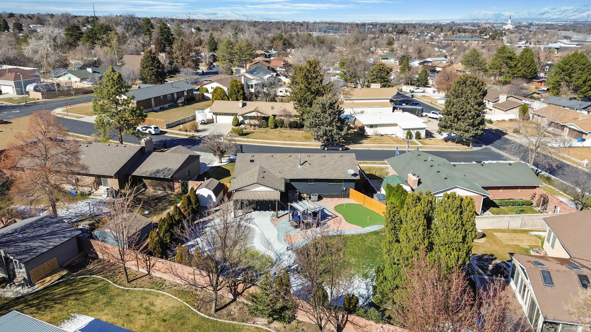 main property photo 40