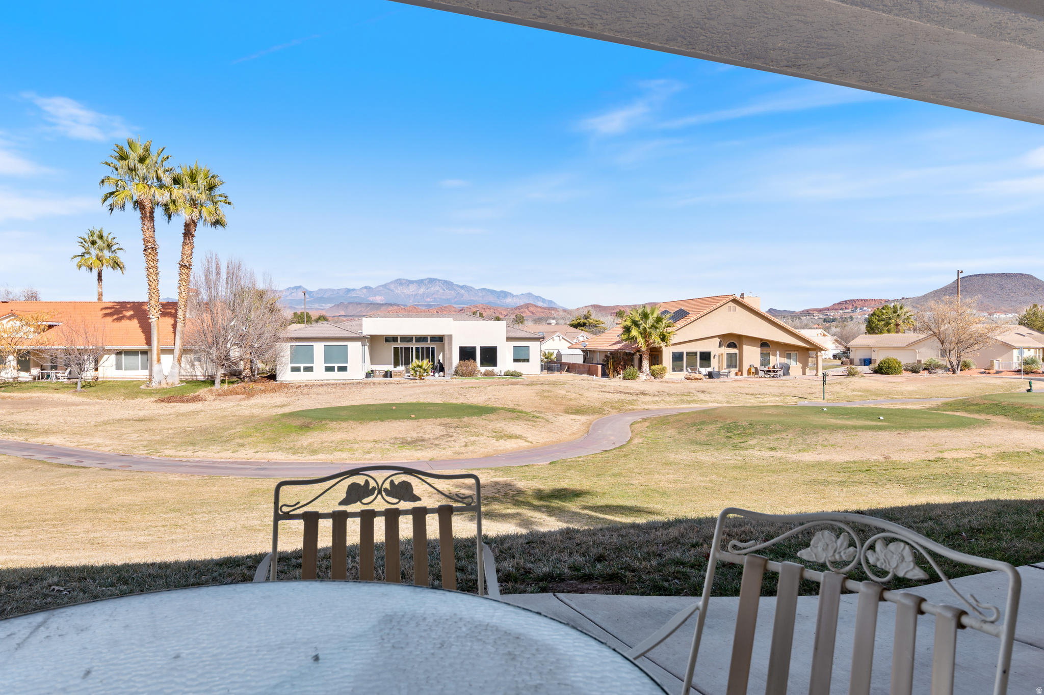 main property photo 11