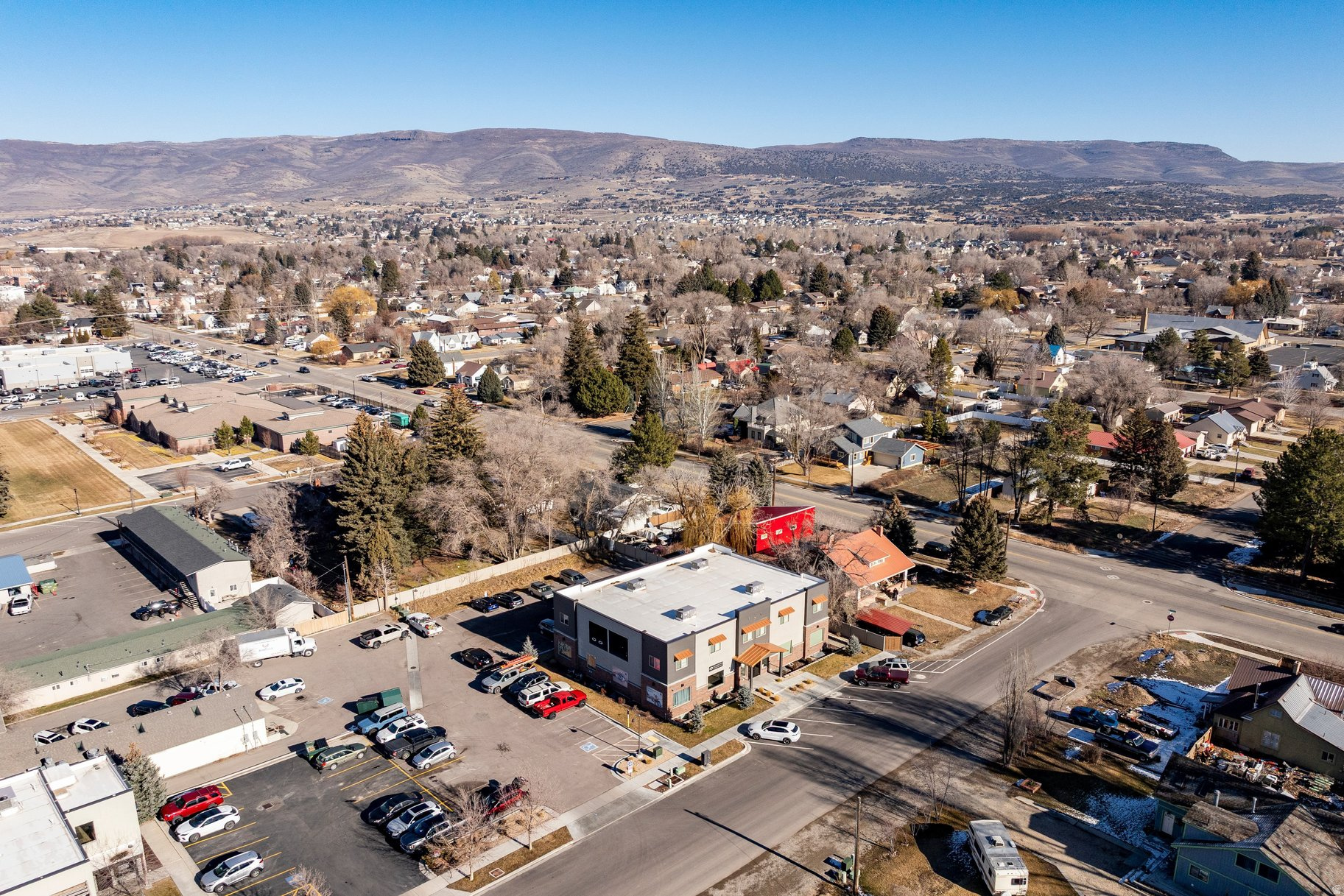 main property photo 31
