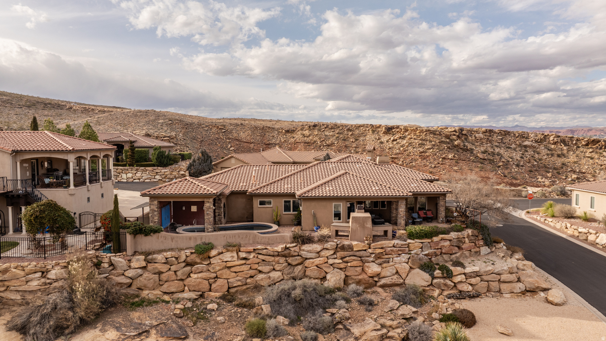 main property photo 45