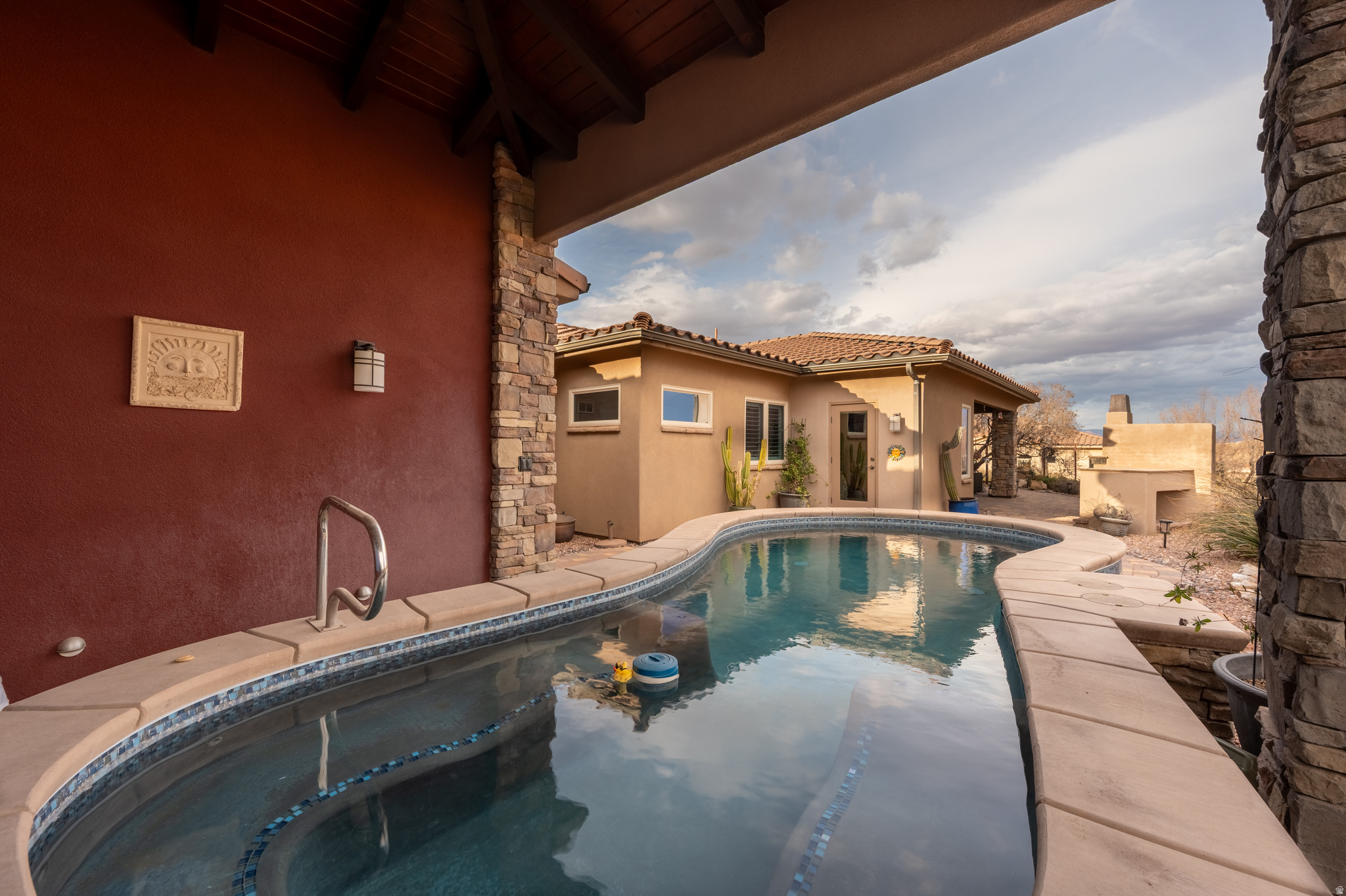 main property photo 71