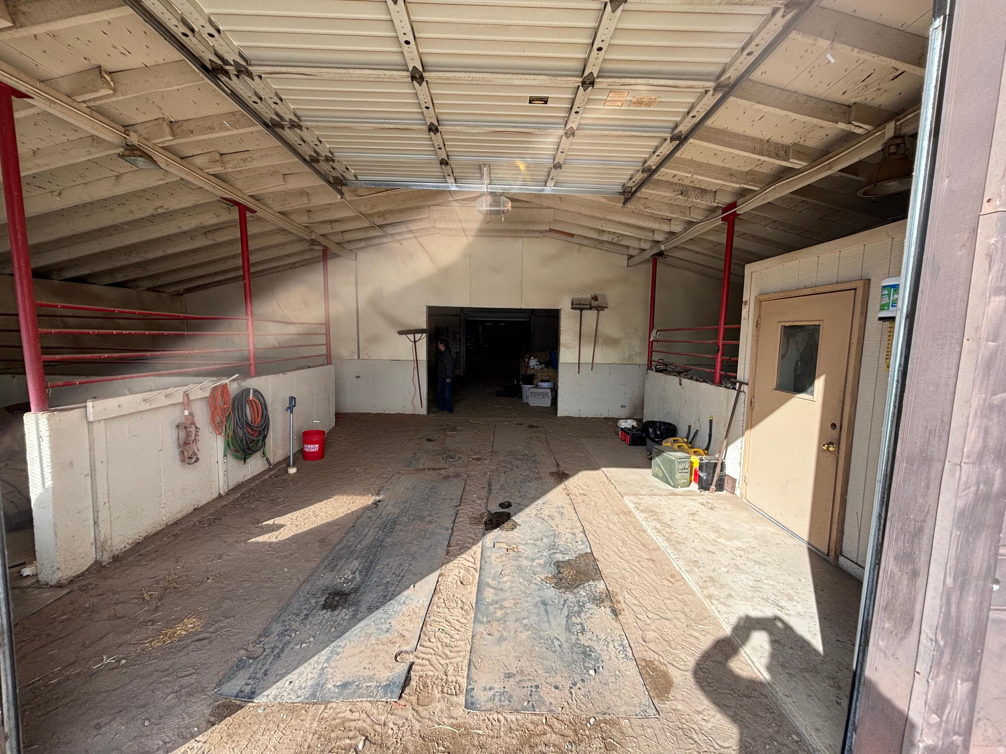 main property photo 26