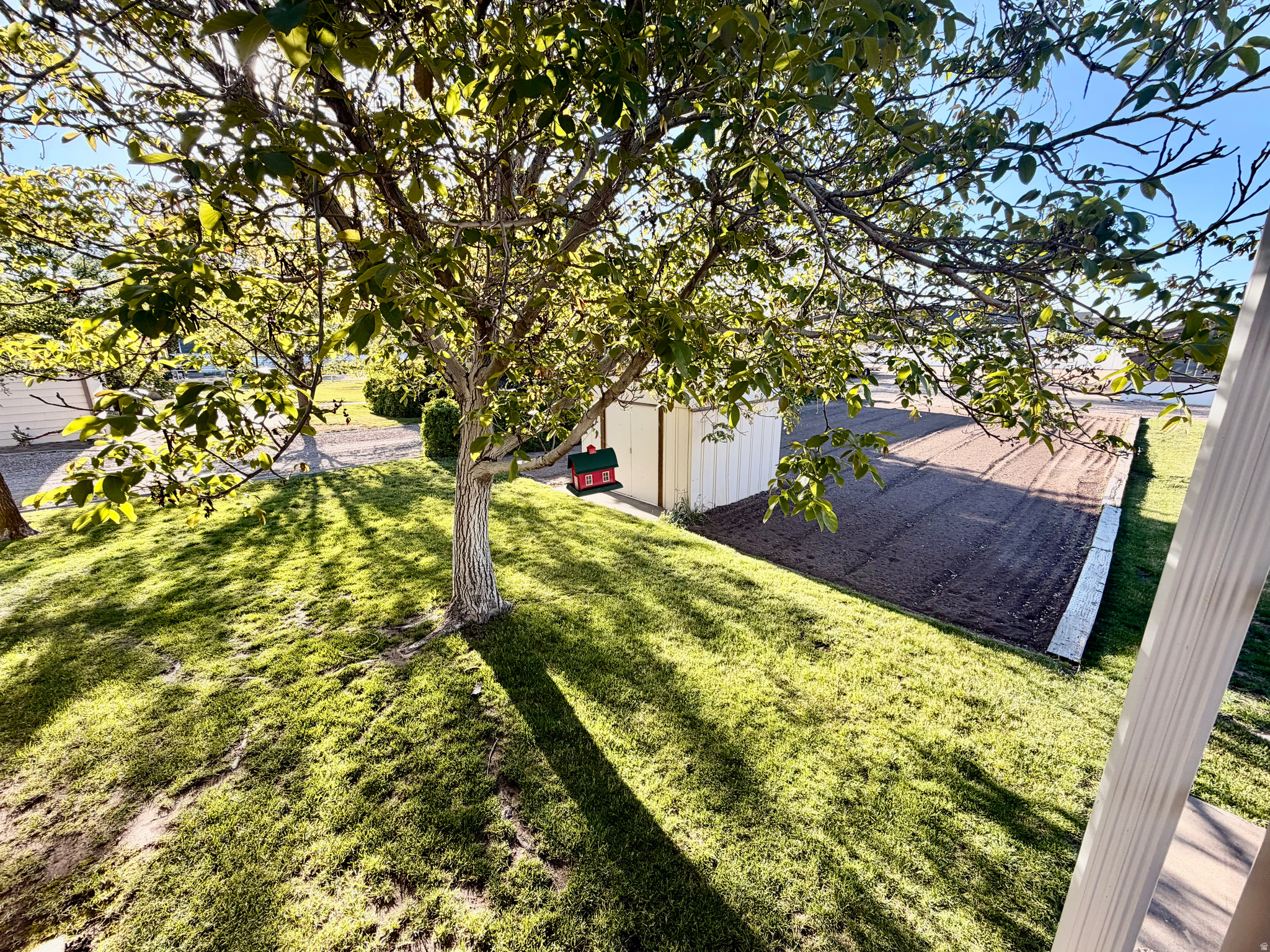 main property photo 39