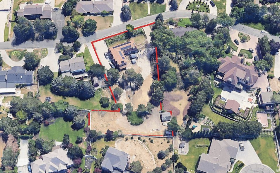 main property photo 32