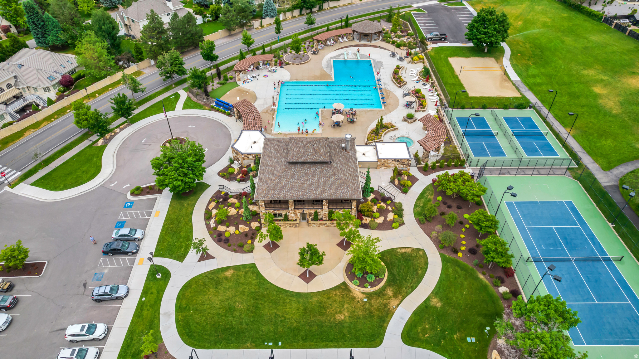 main property photo 77