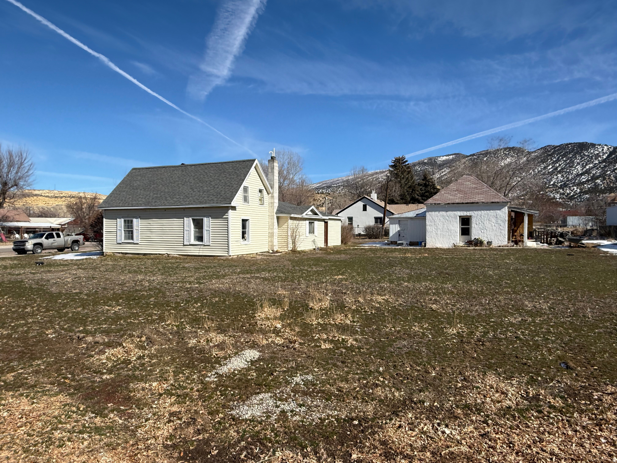 main property photo 4