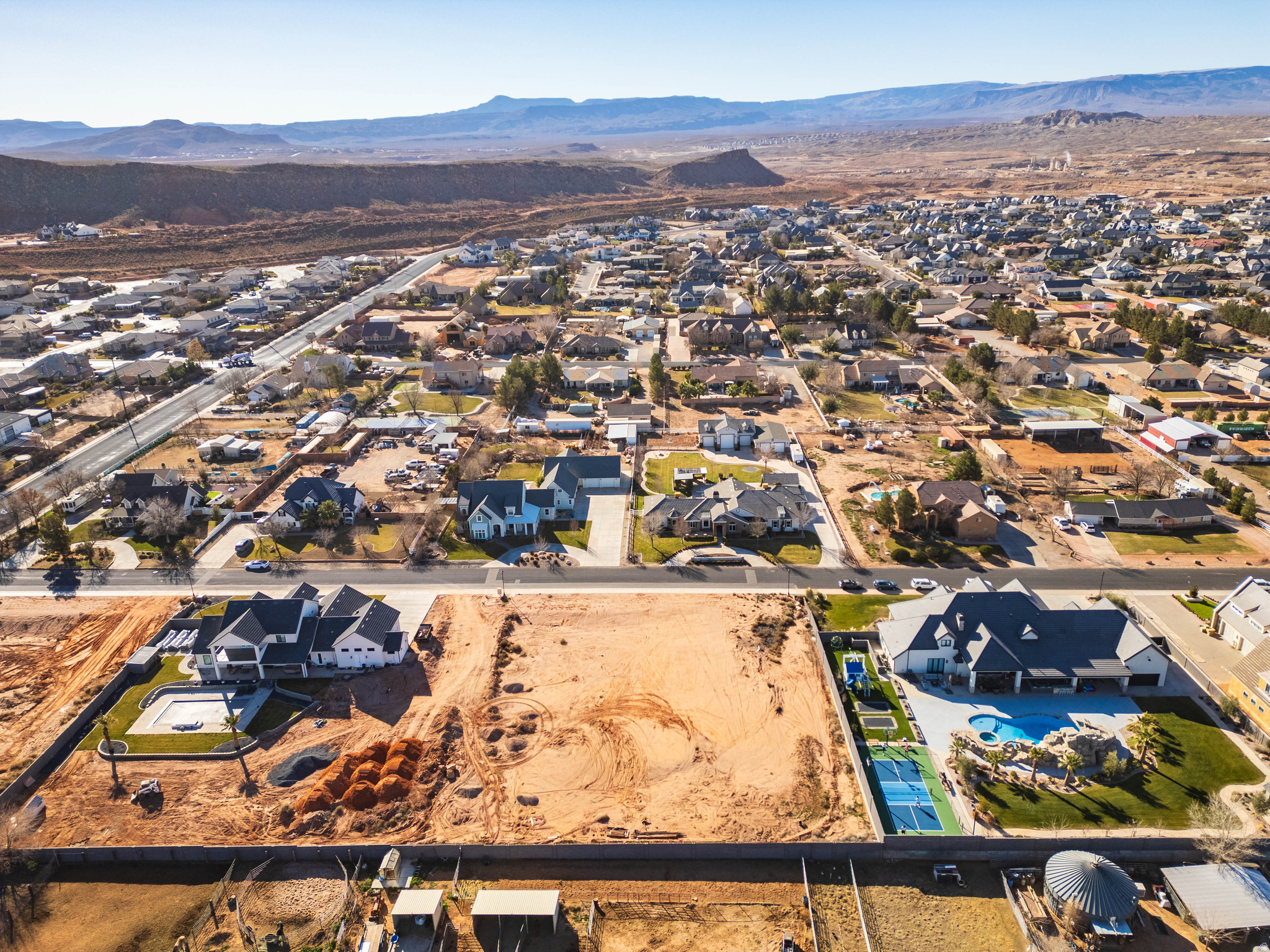 main property photo 8