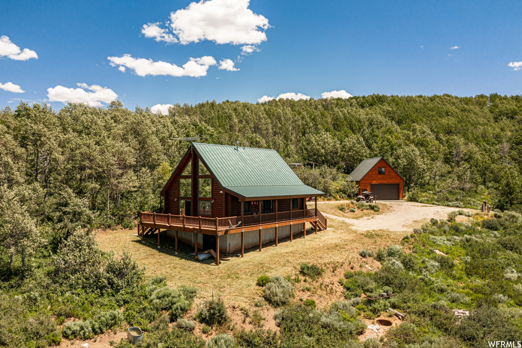 main property photo 10