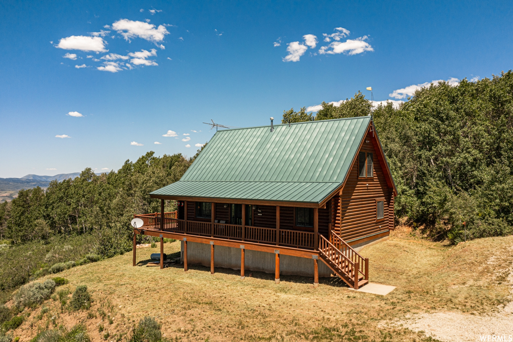 main property photo 14