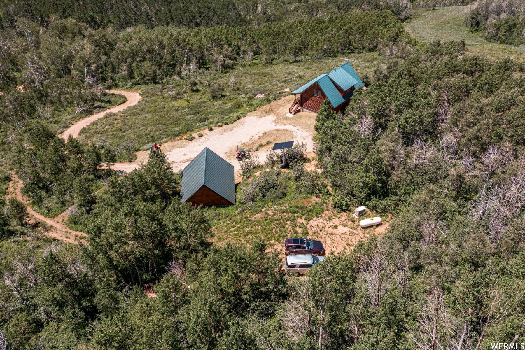 main property photo 33