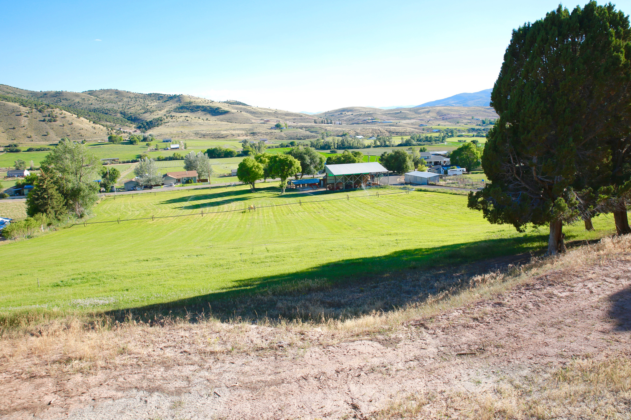 main property photo 12