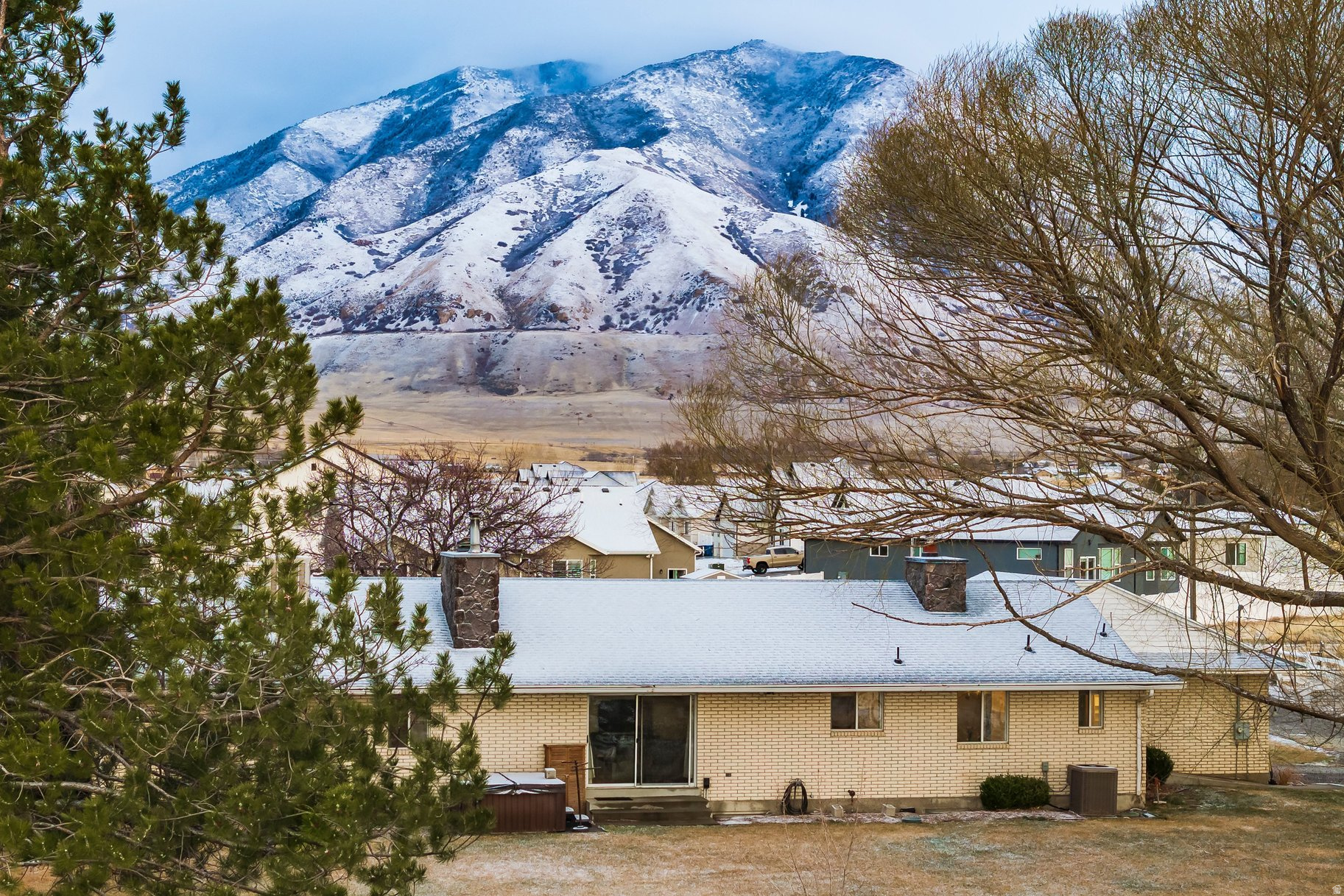 main property photo 31