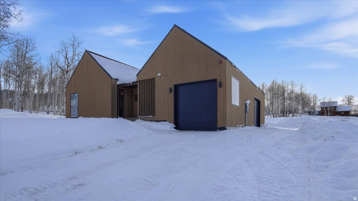 main property photo 45