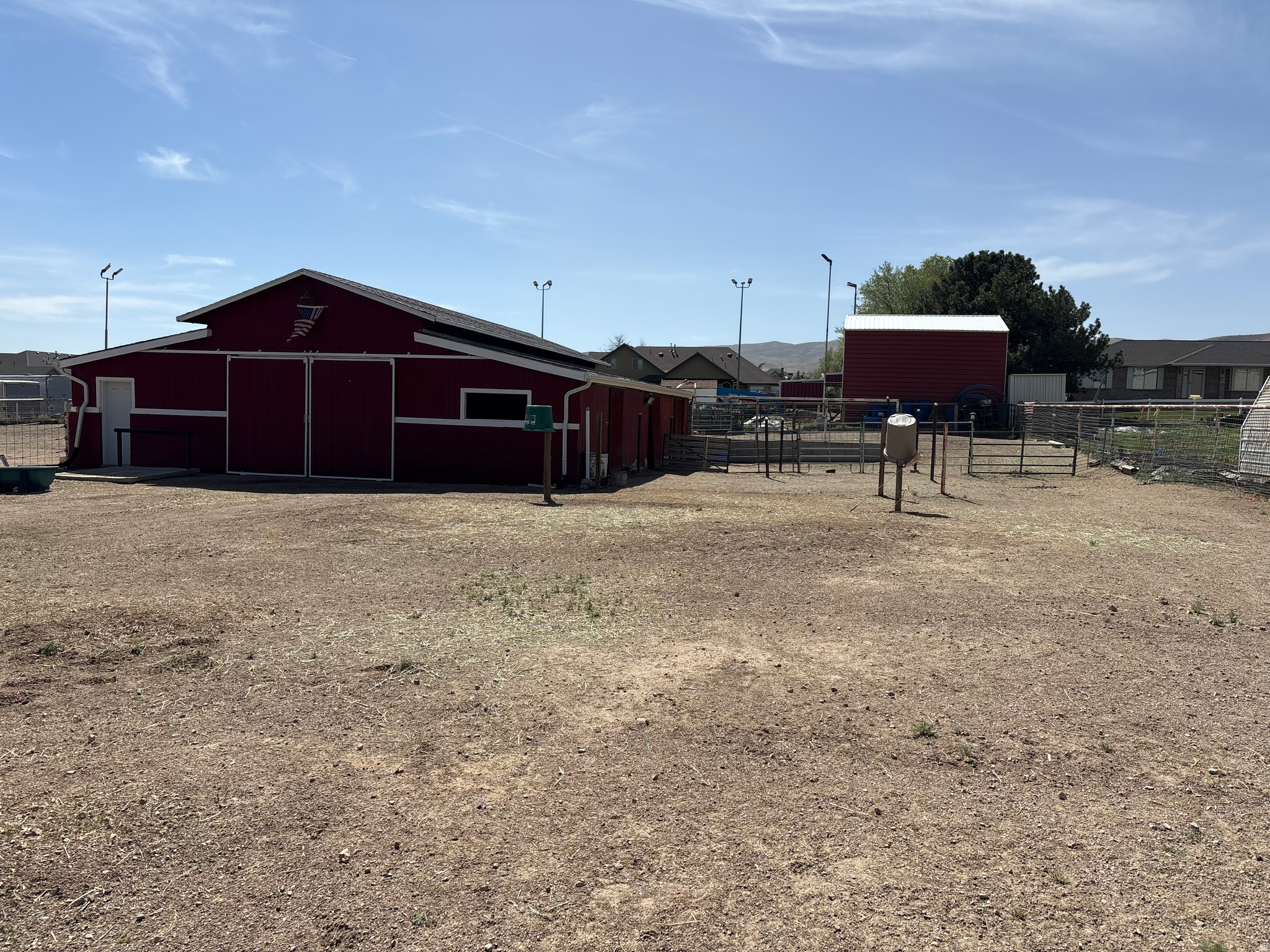 main property photo 28