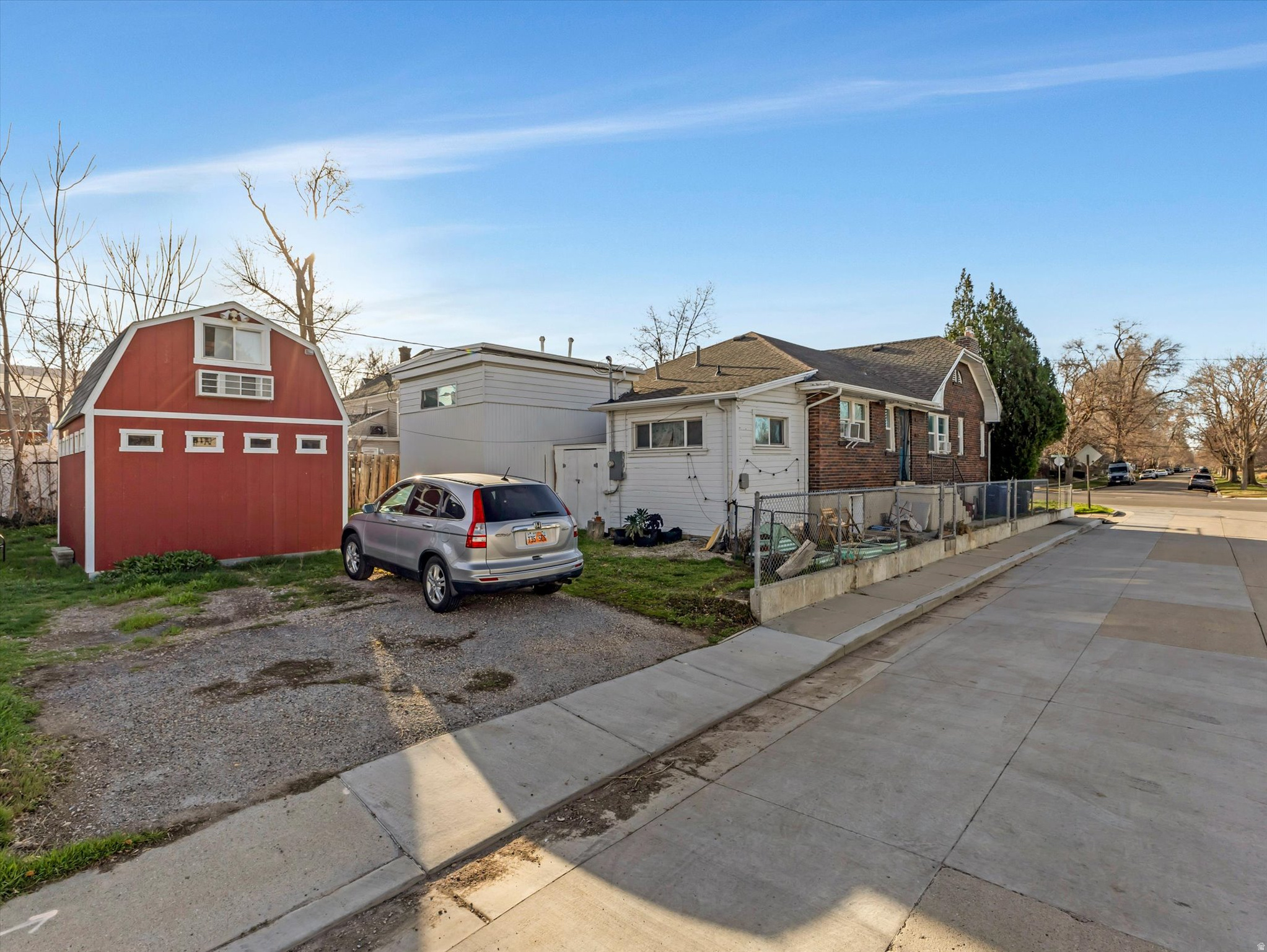 main property photo 24