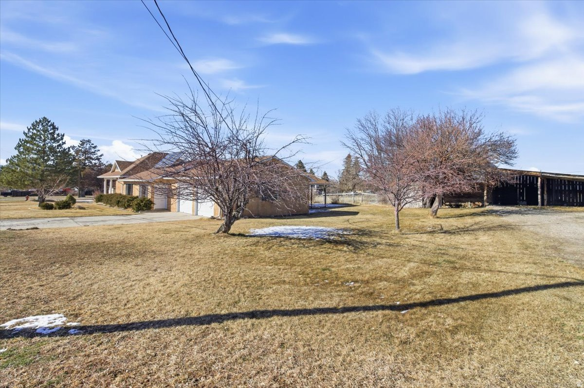 main property photo 64