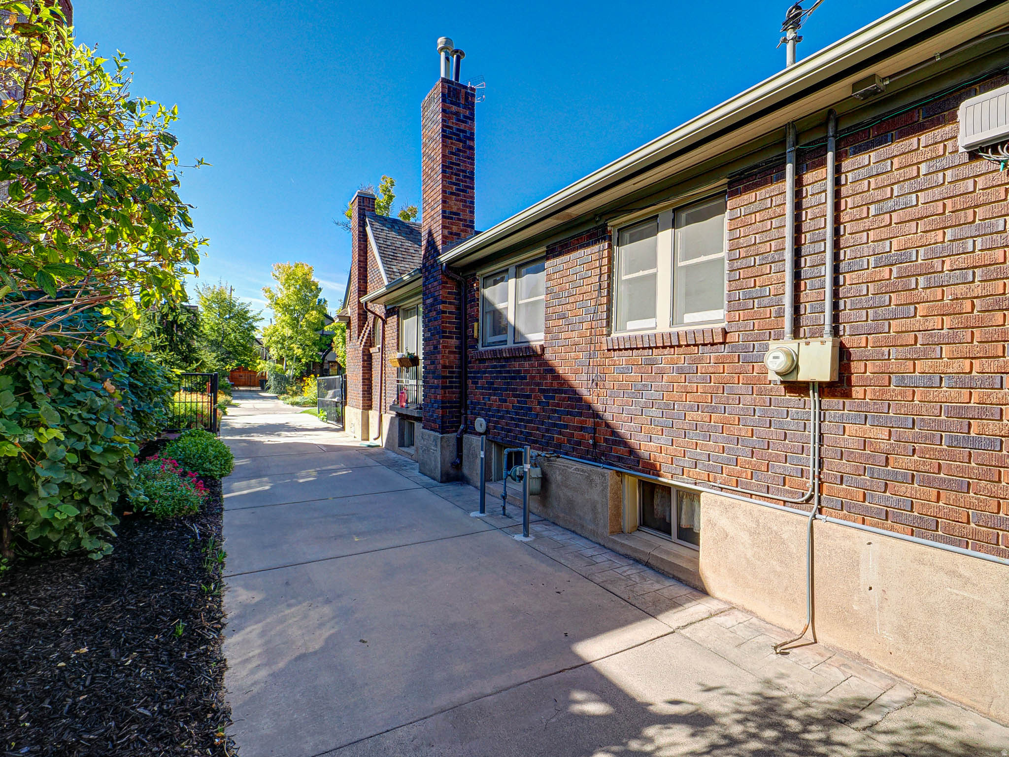main property photo 47