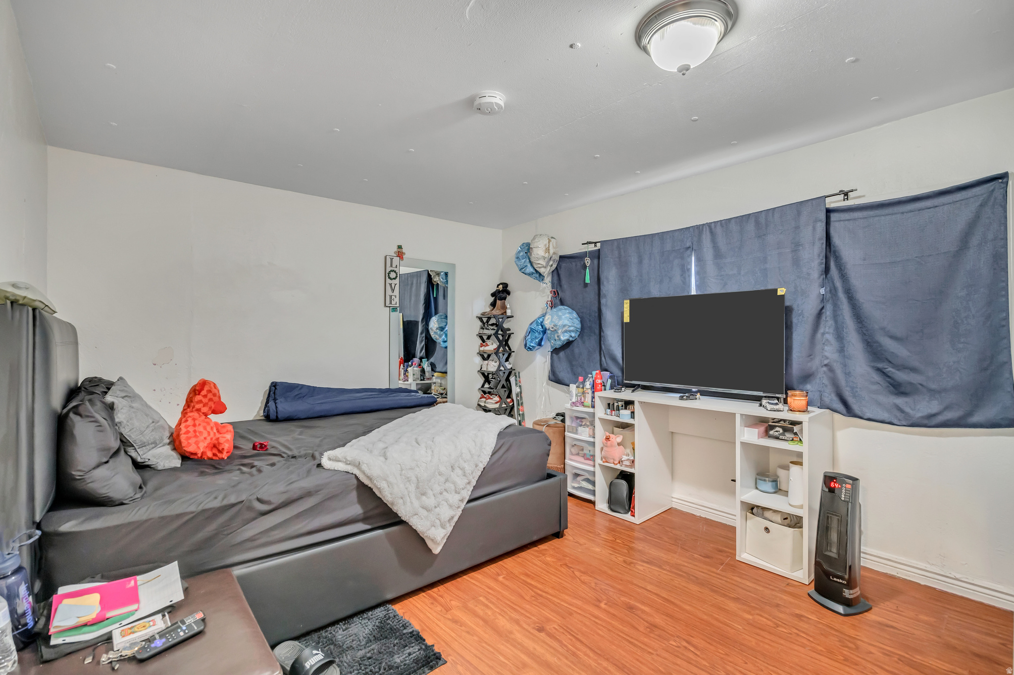 main property photo 11