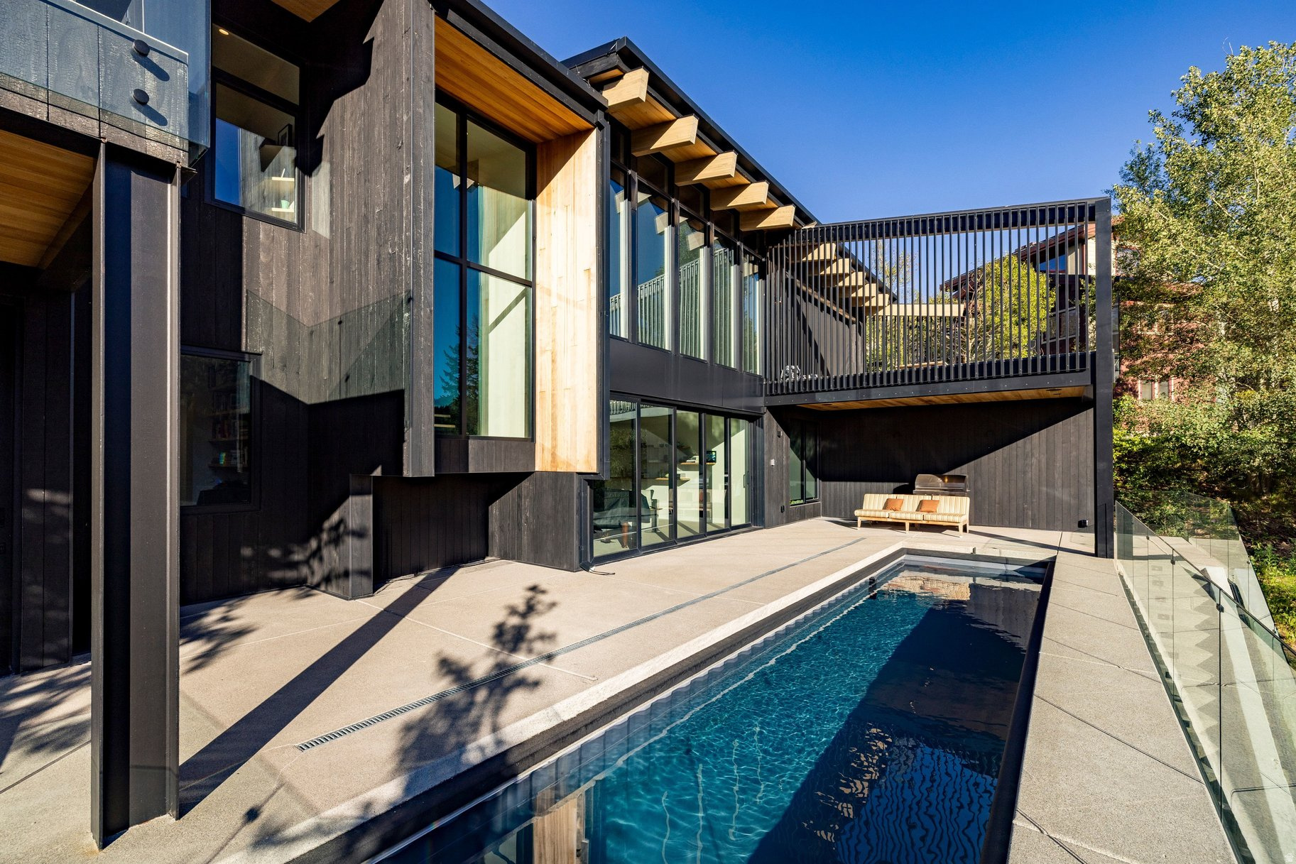main property photo 59