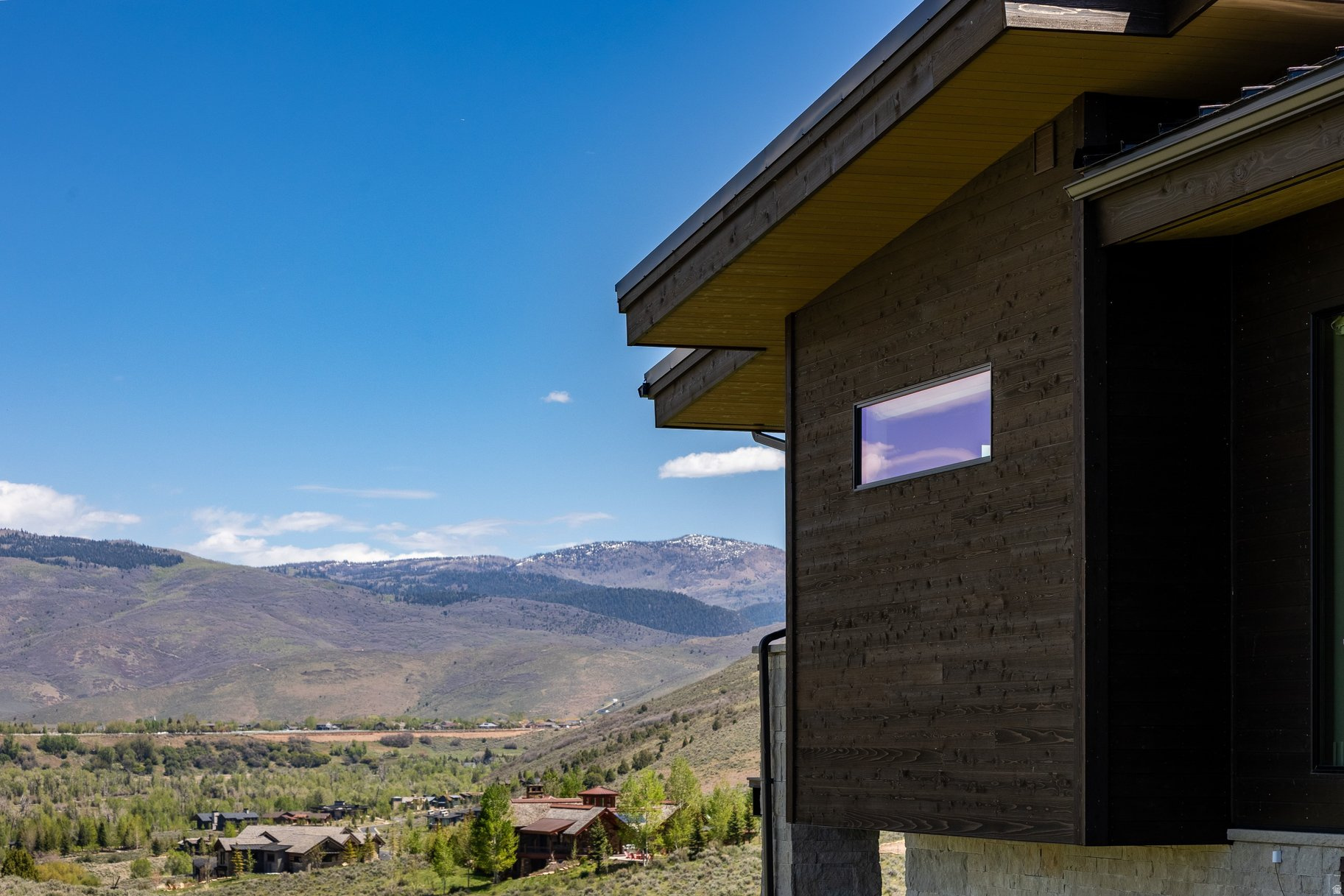 main property photo 66
