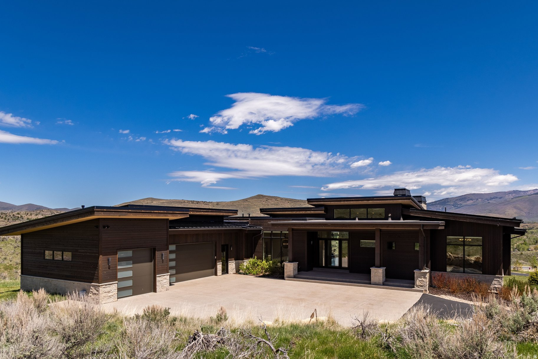 main property photo 84