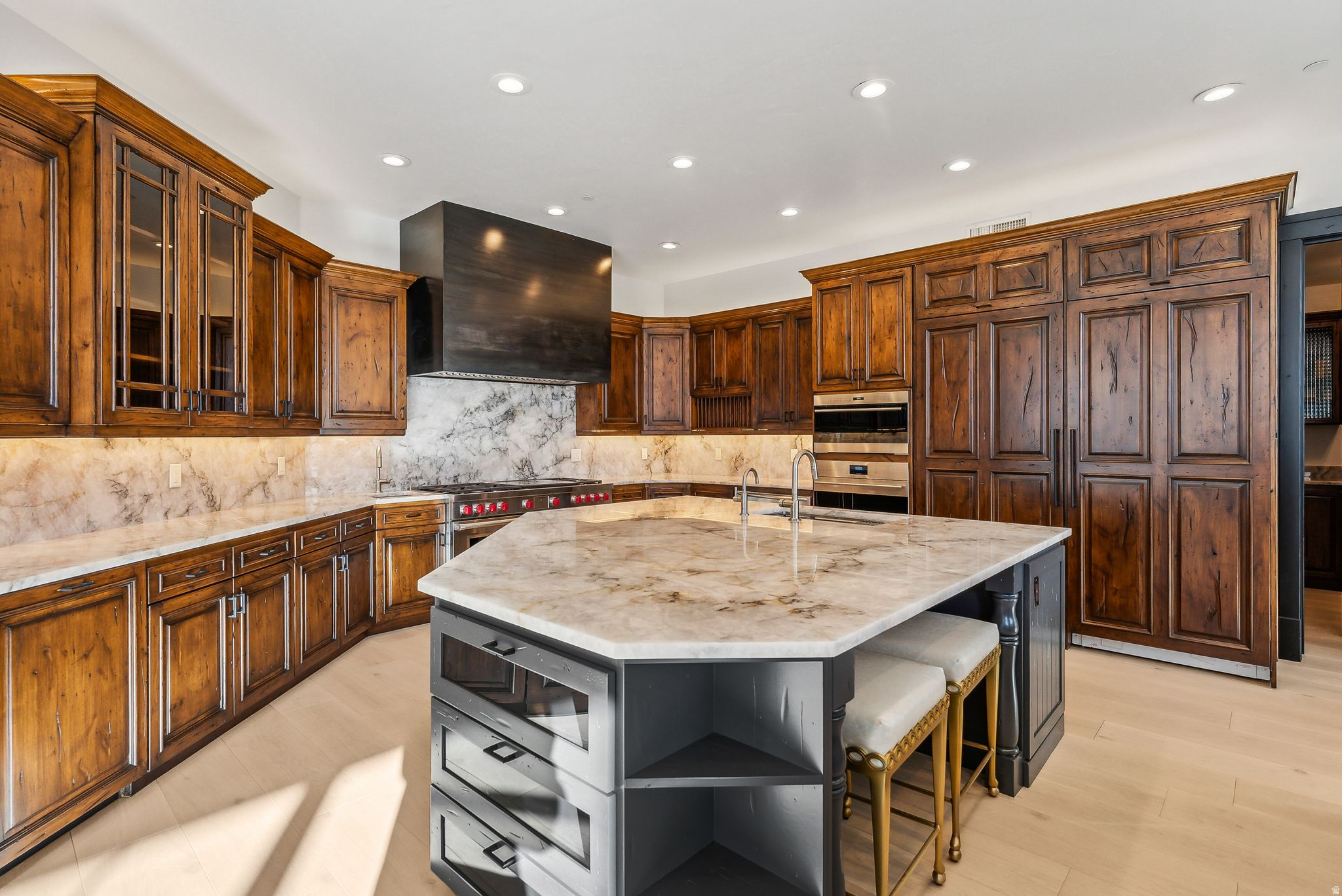 main property photo 70