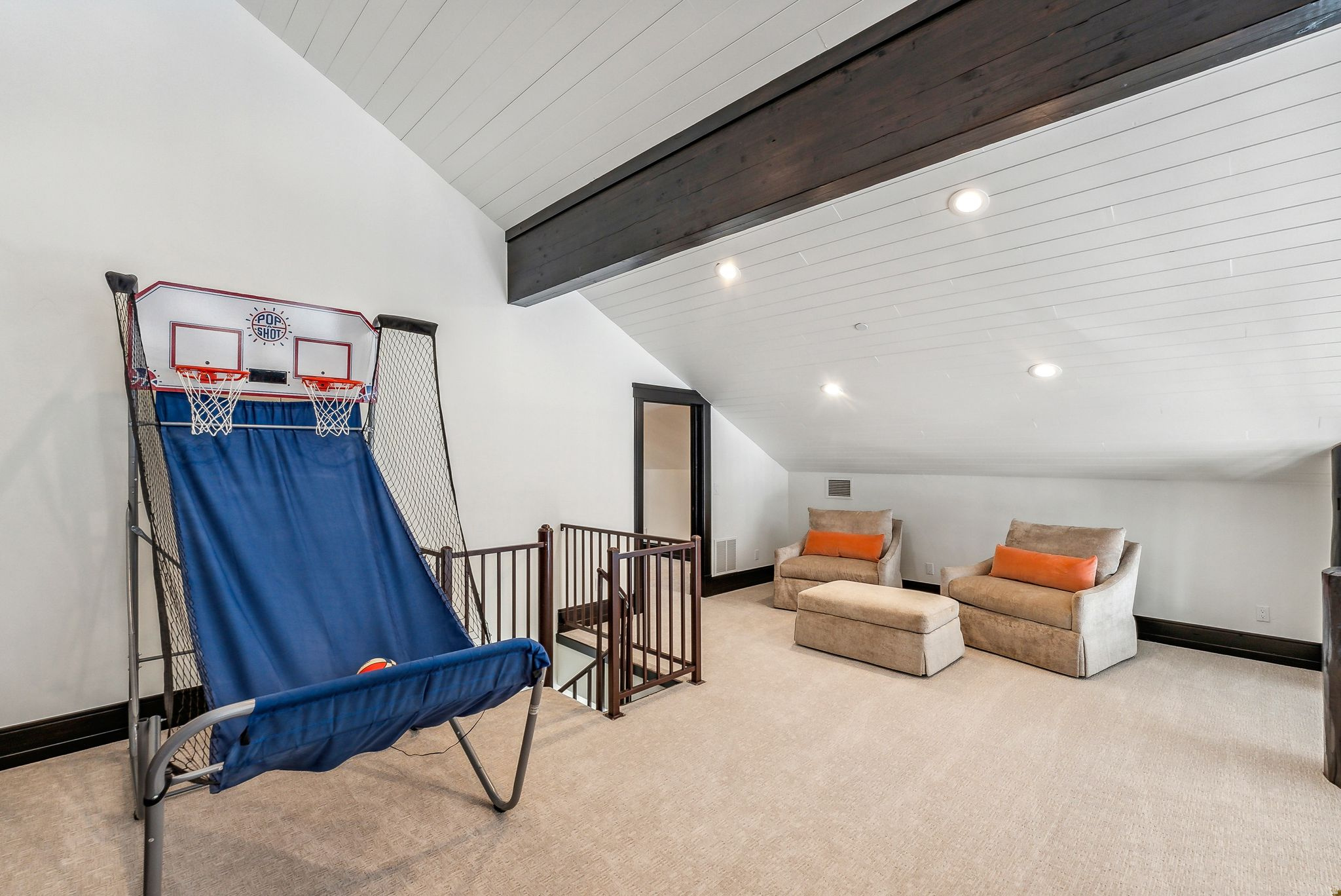 main property photo 78