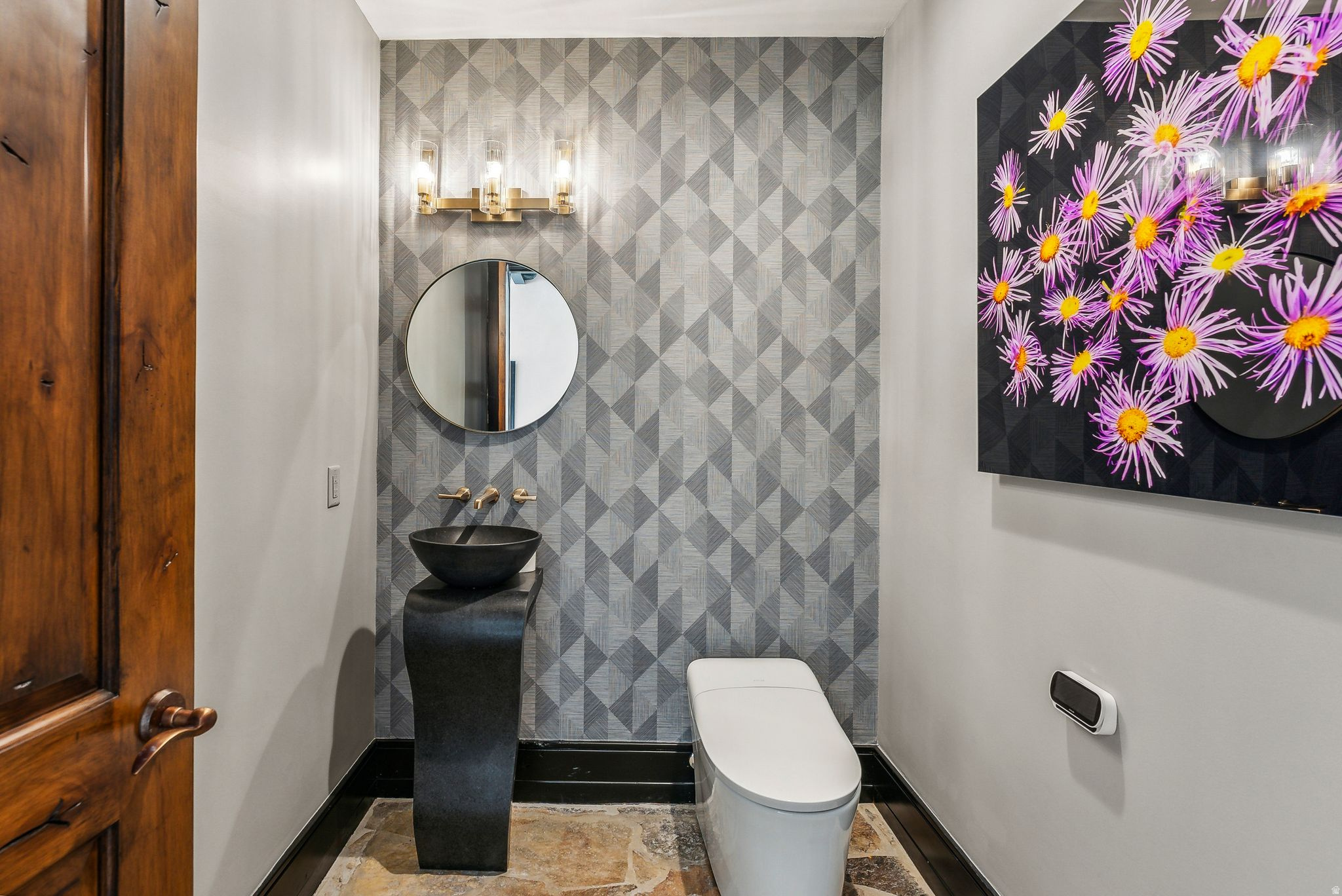 main property photo 83