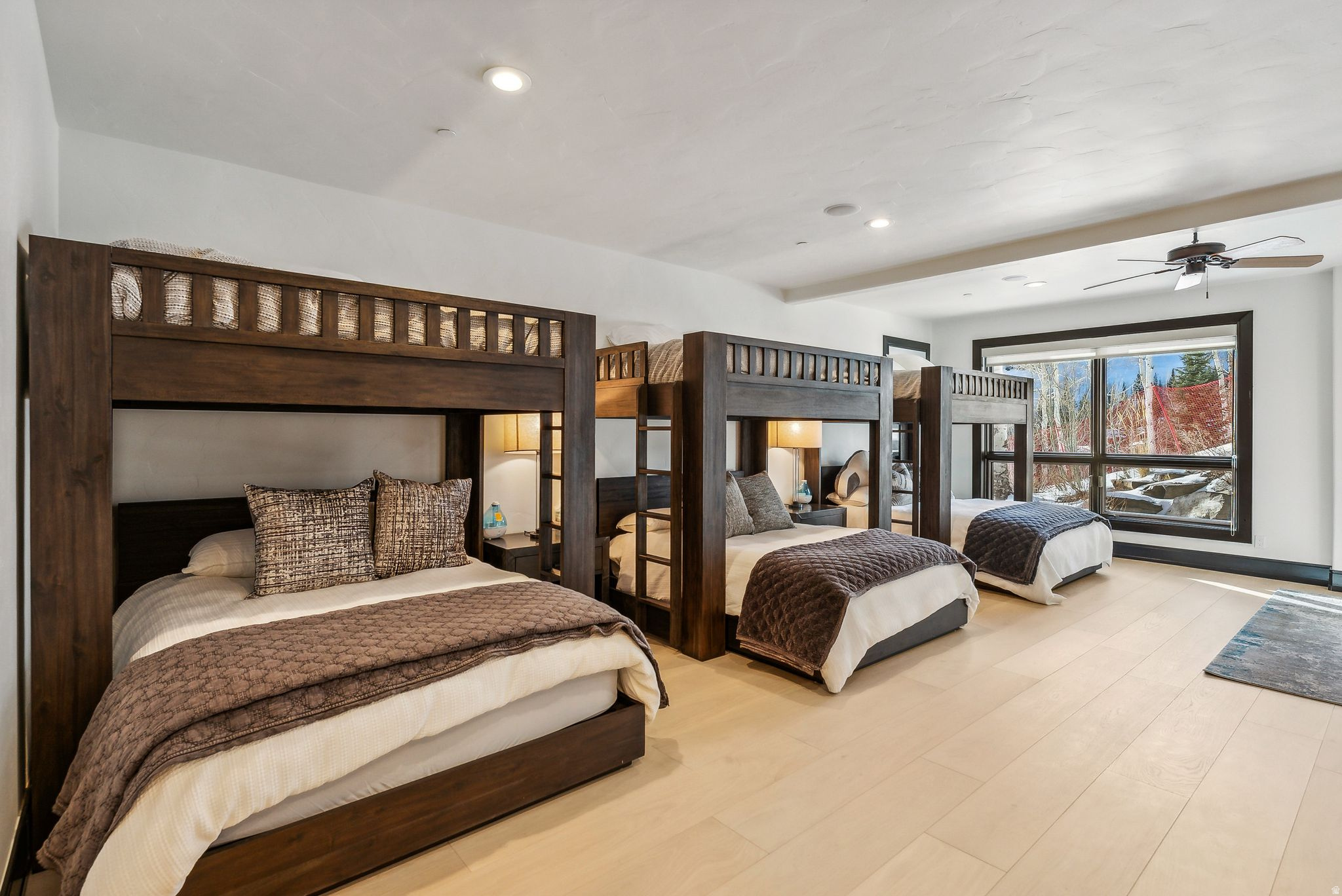main property photo 85