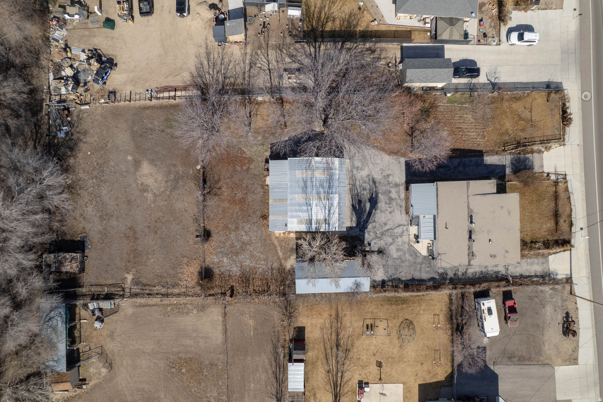 main property photo 57