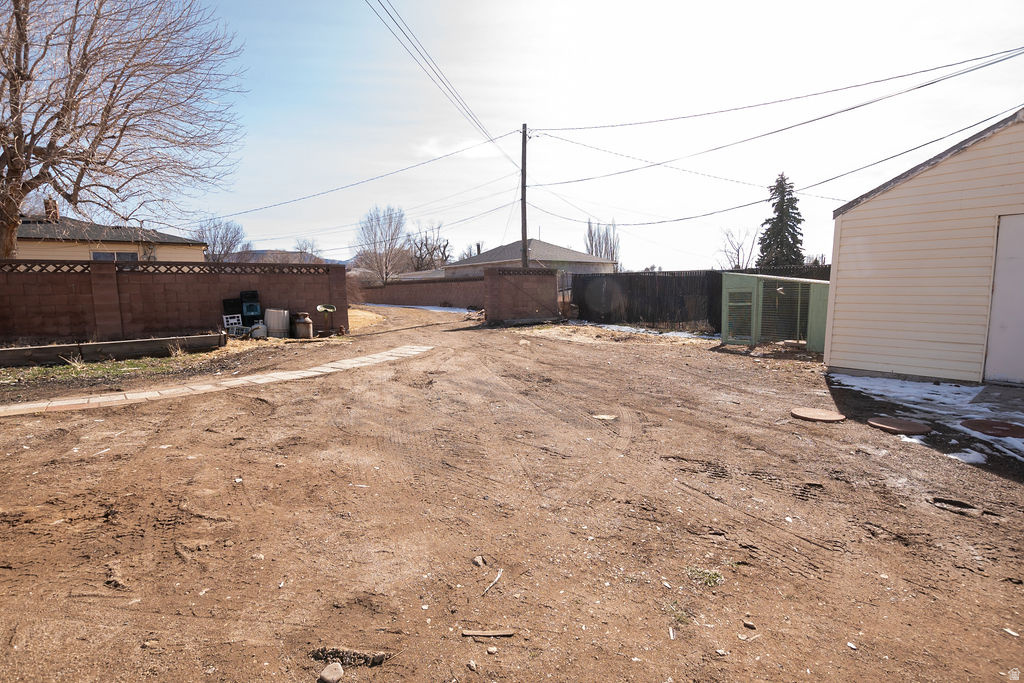 main property photo 45