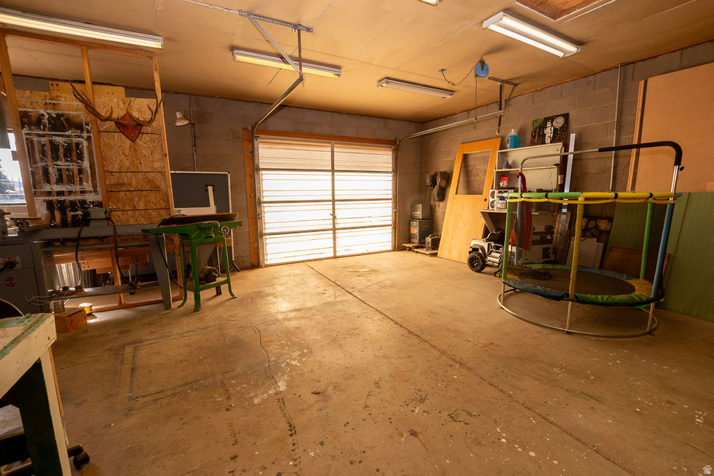 main property photo 50