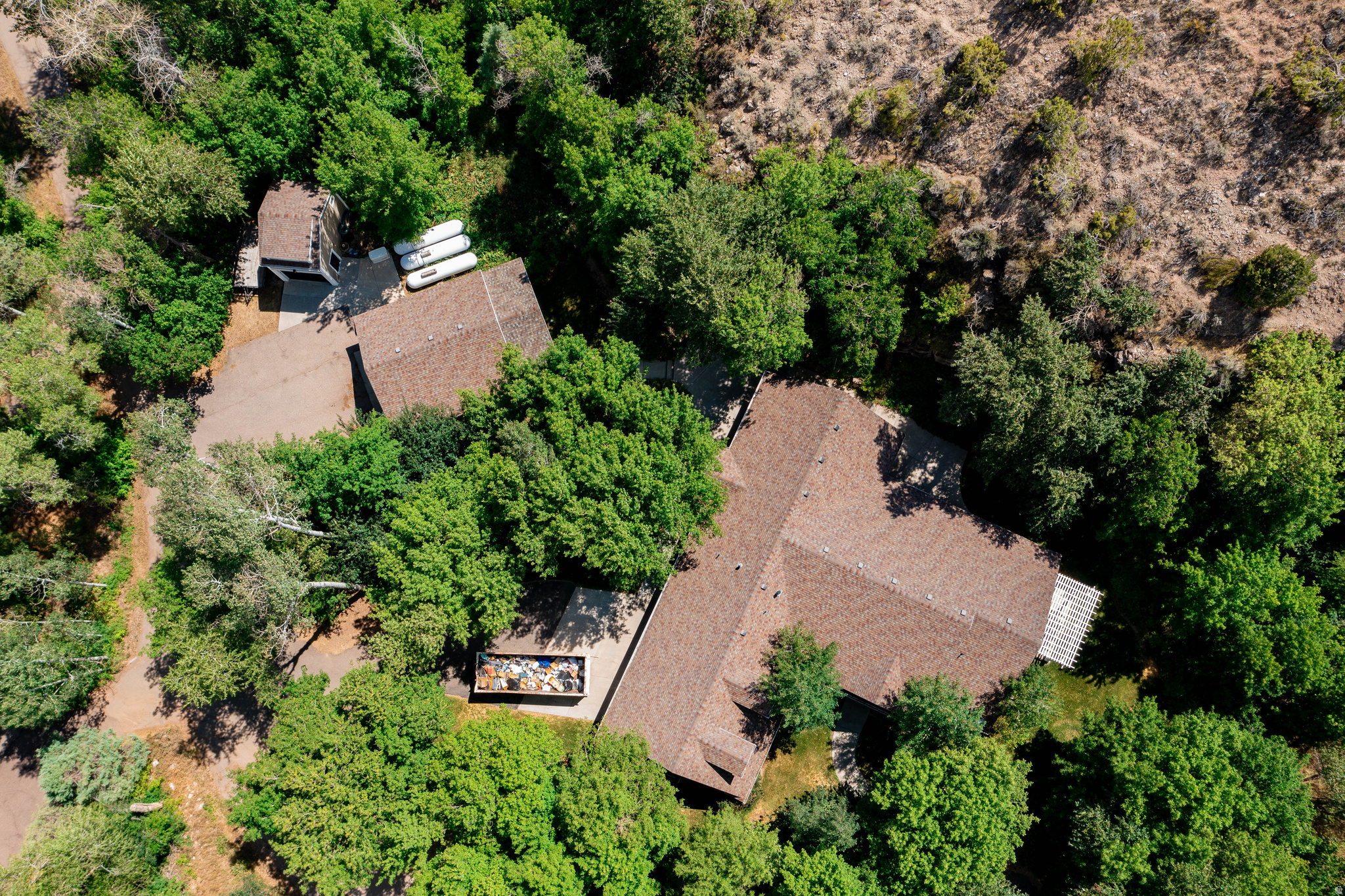 main property photo 123