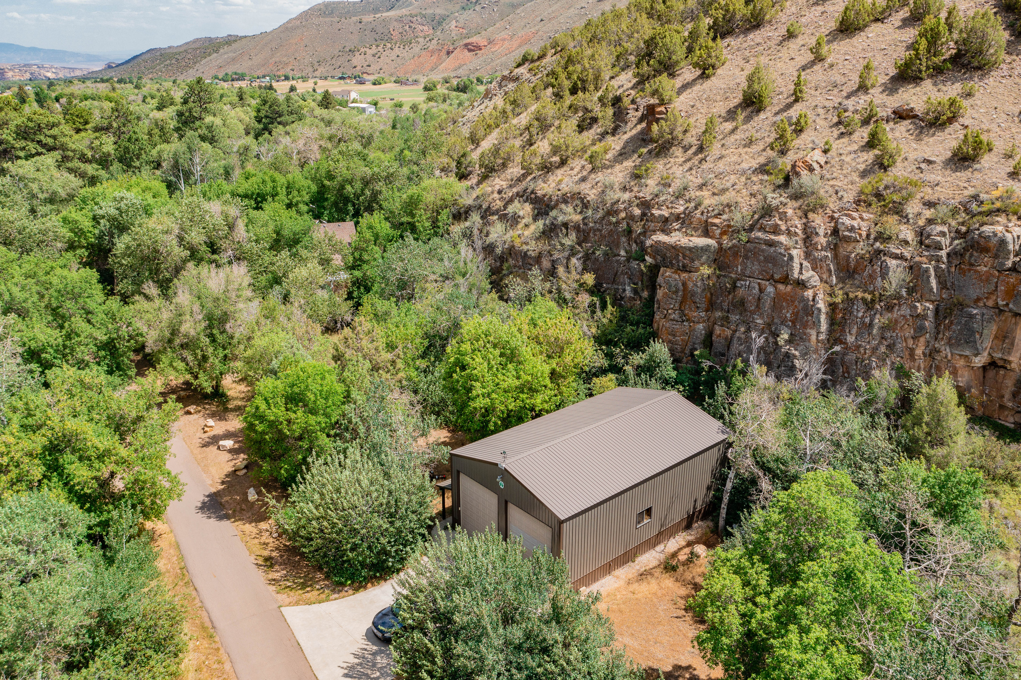main property photo 126