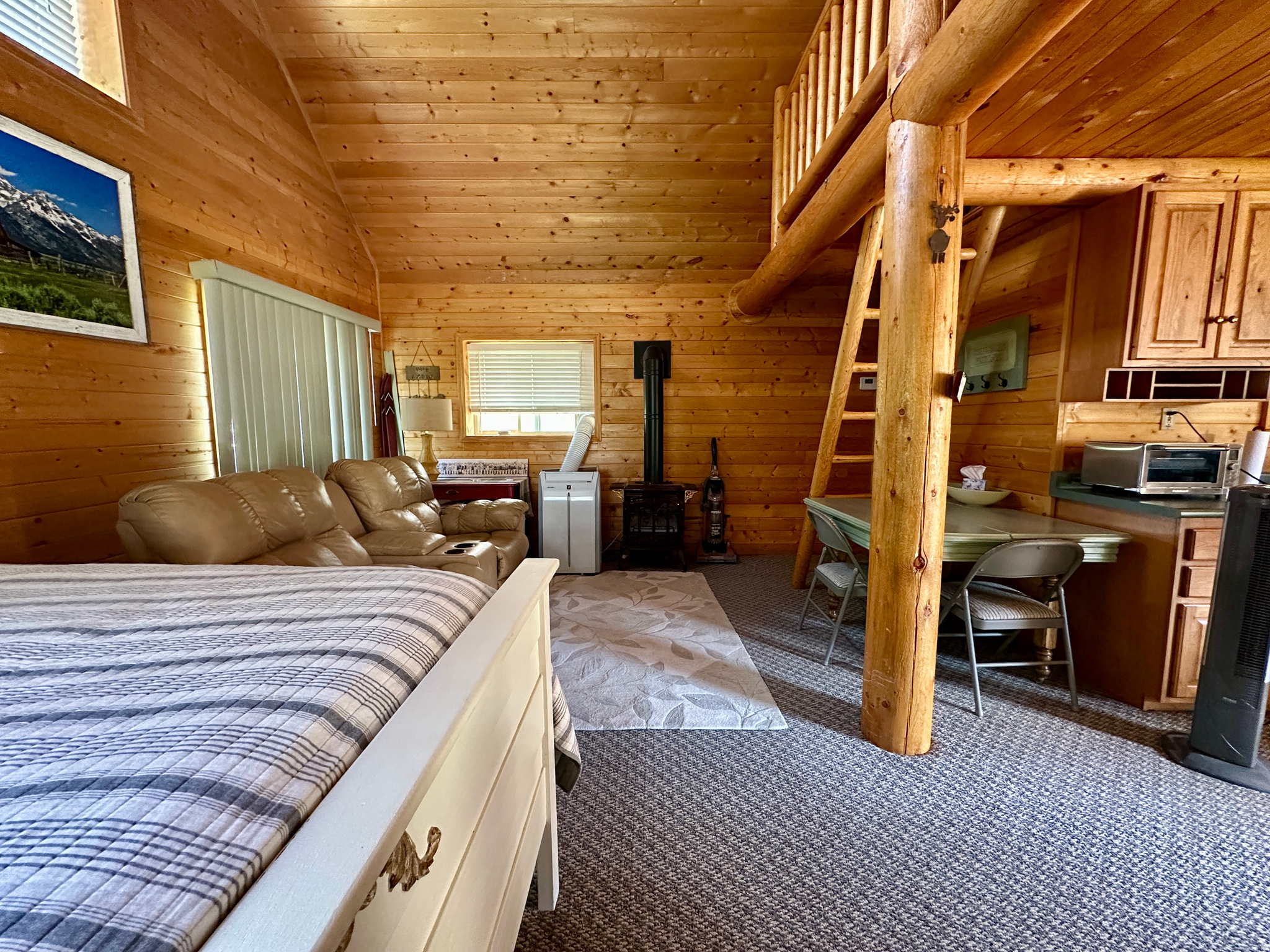 main property photo 76