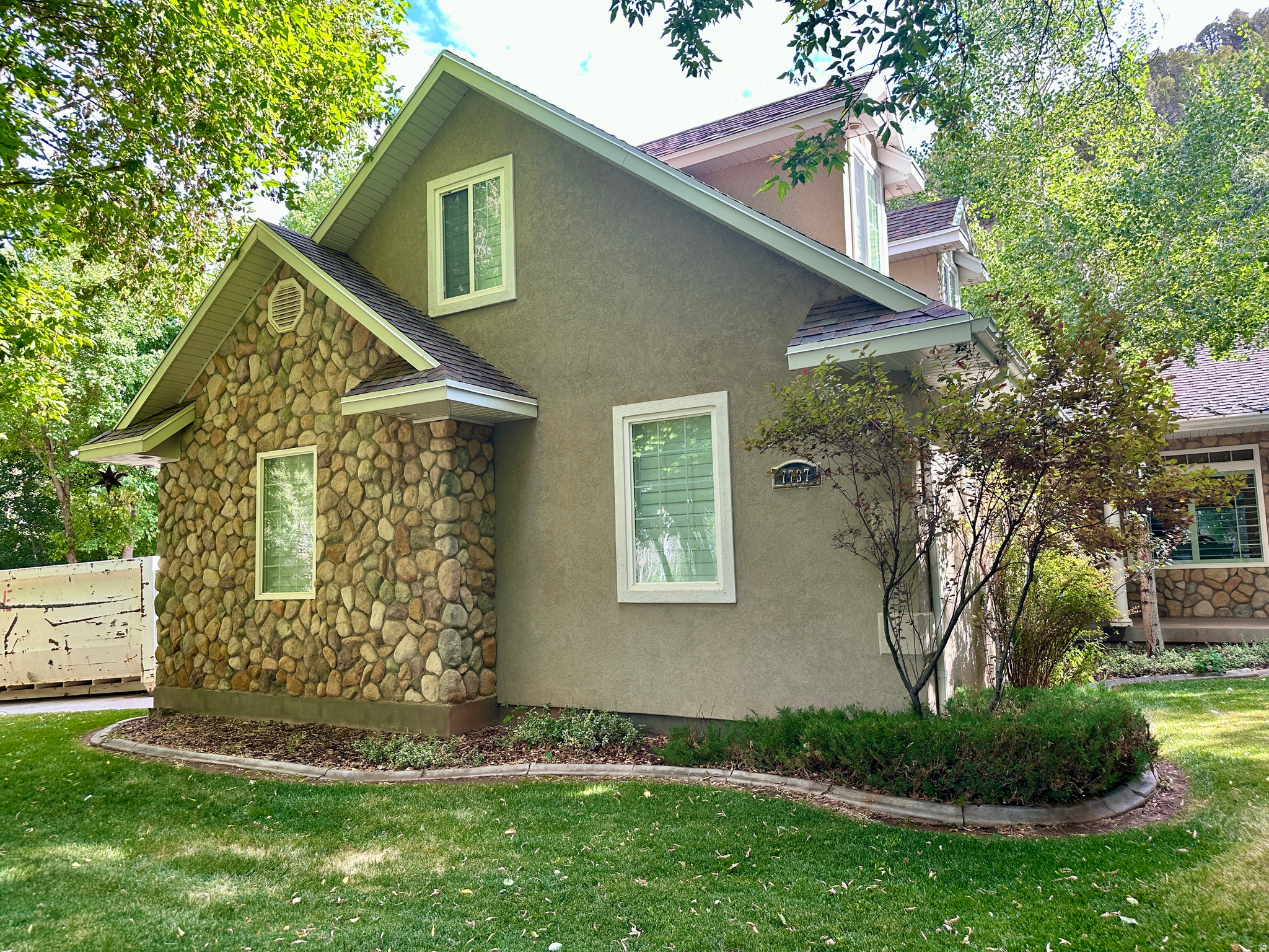 main property photo 99