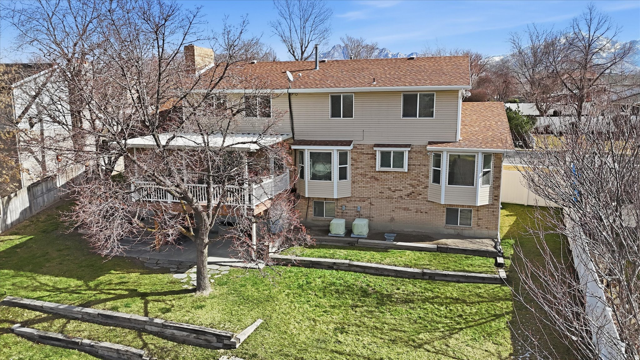 main property photo 50