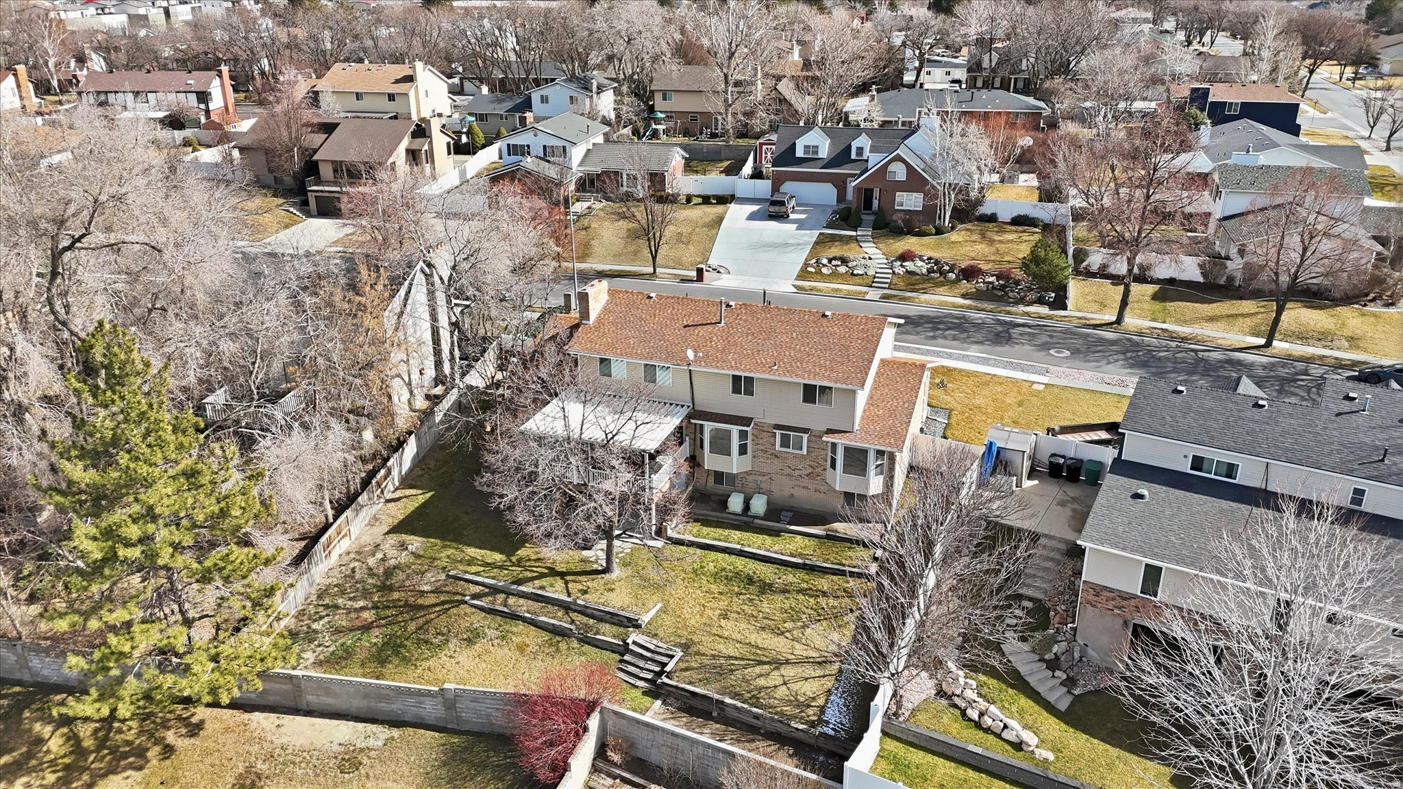 main property photo 57