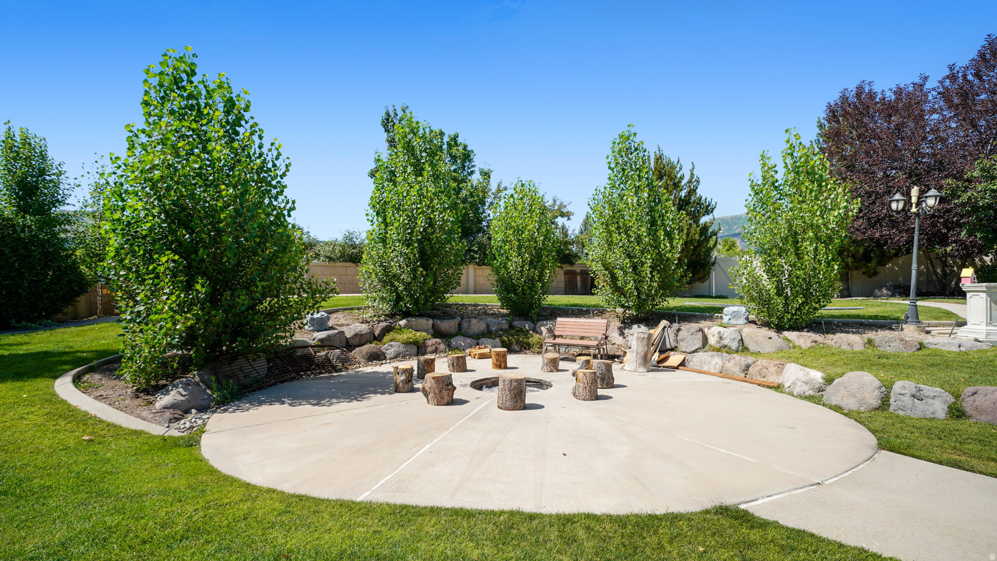 main property photo 64