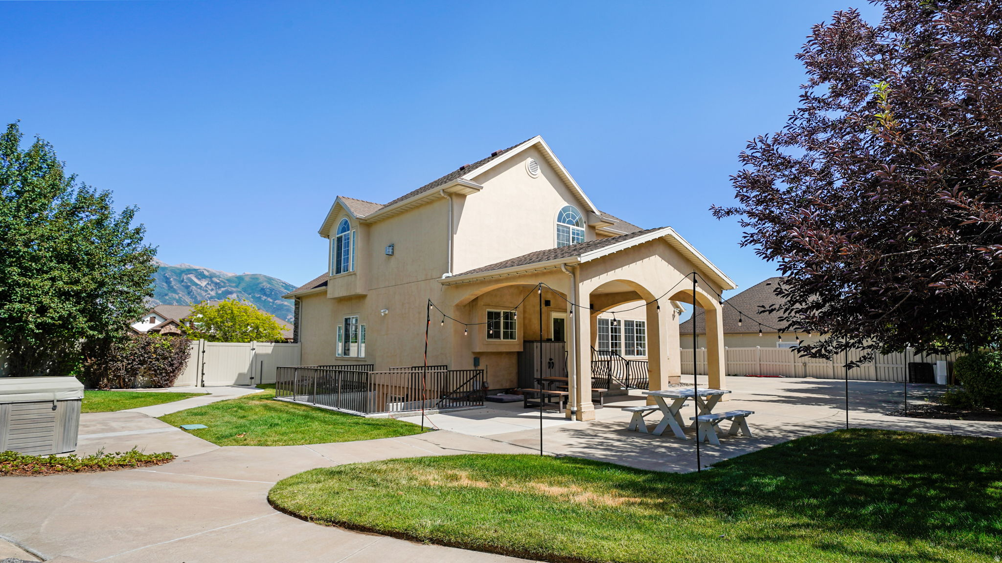 main property photo 70