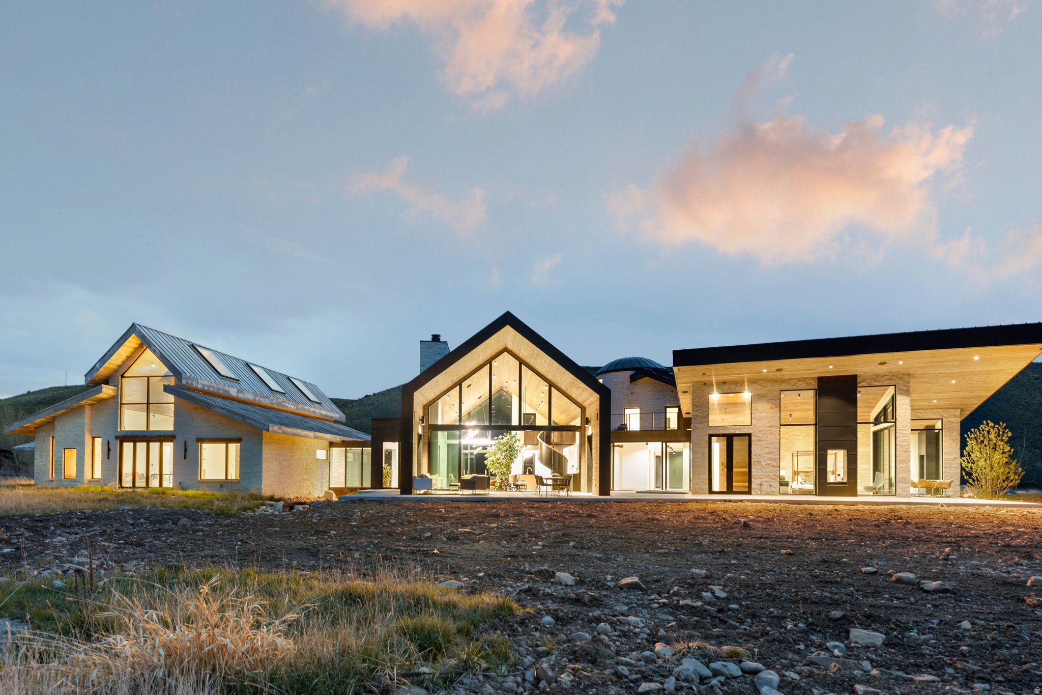 main property photo 154