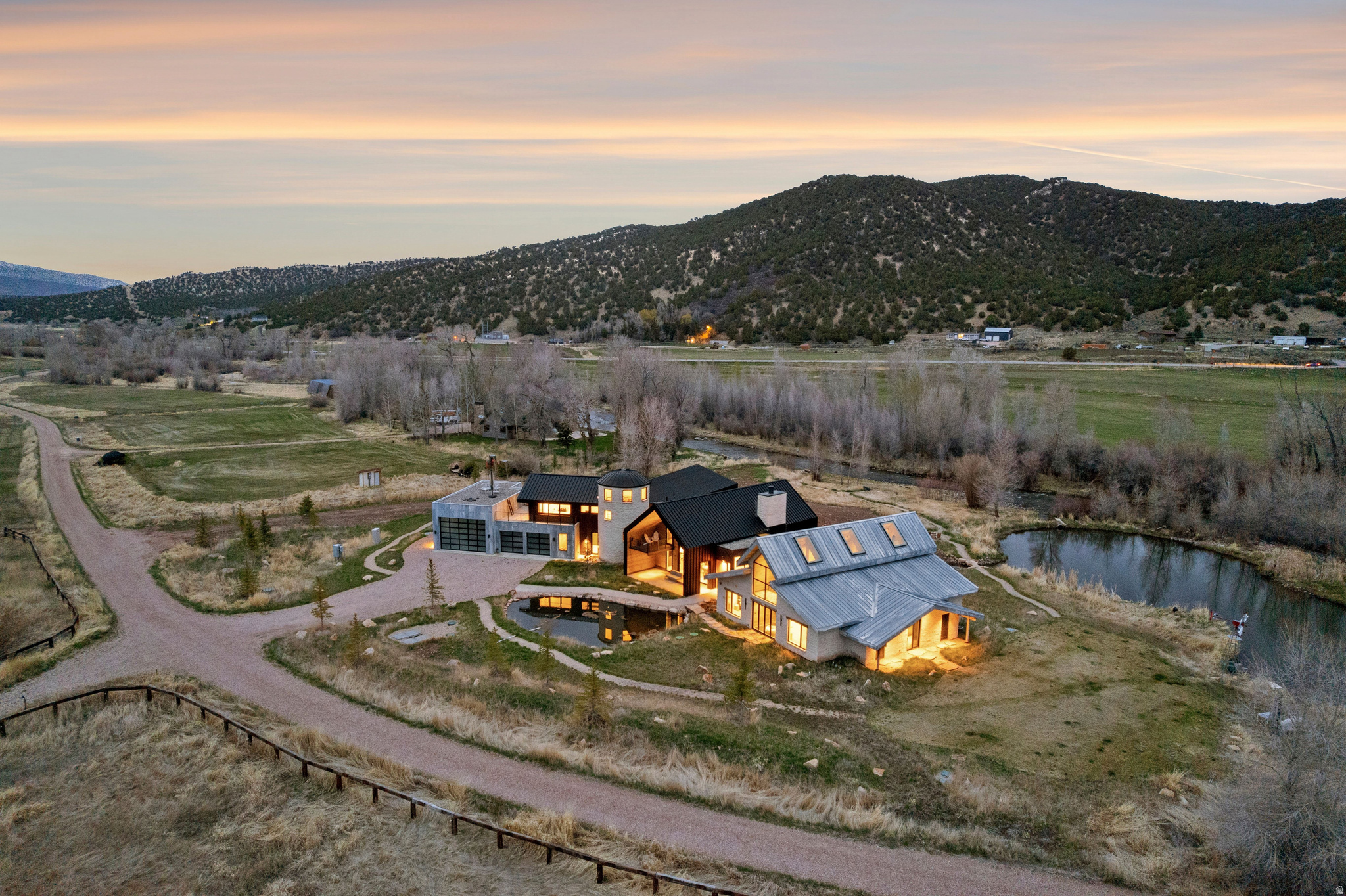 main property photo 34