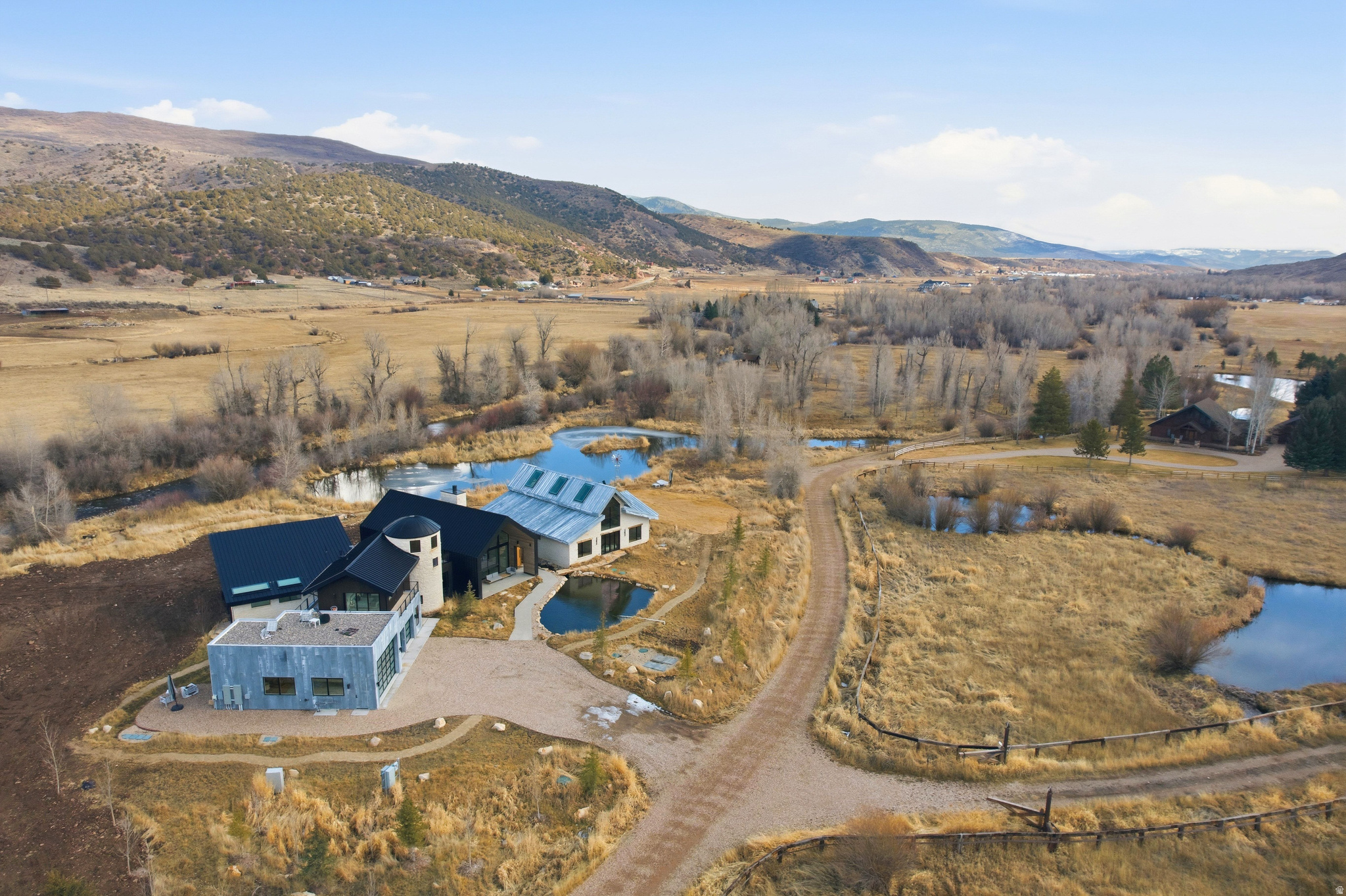 main property photo 45