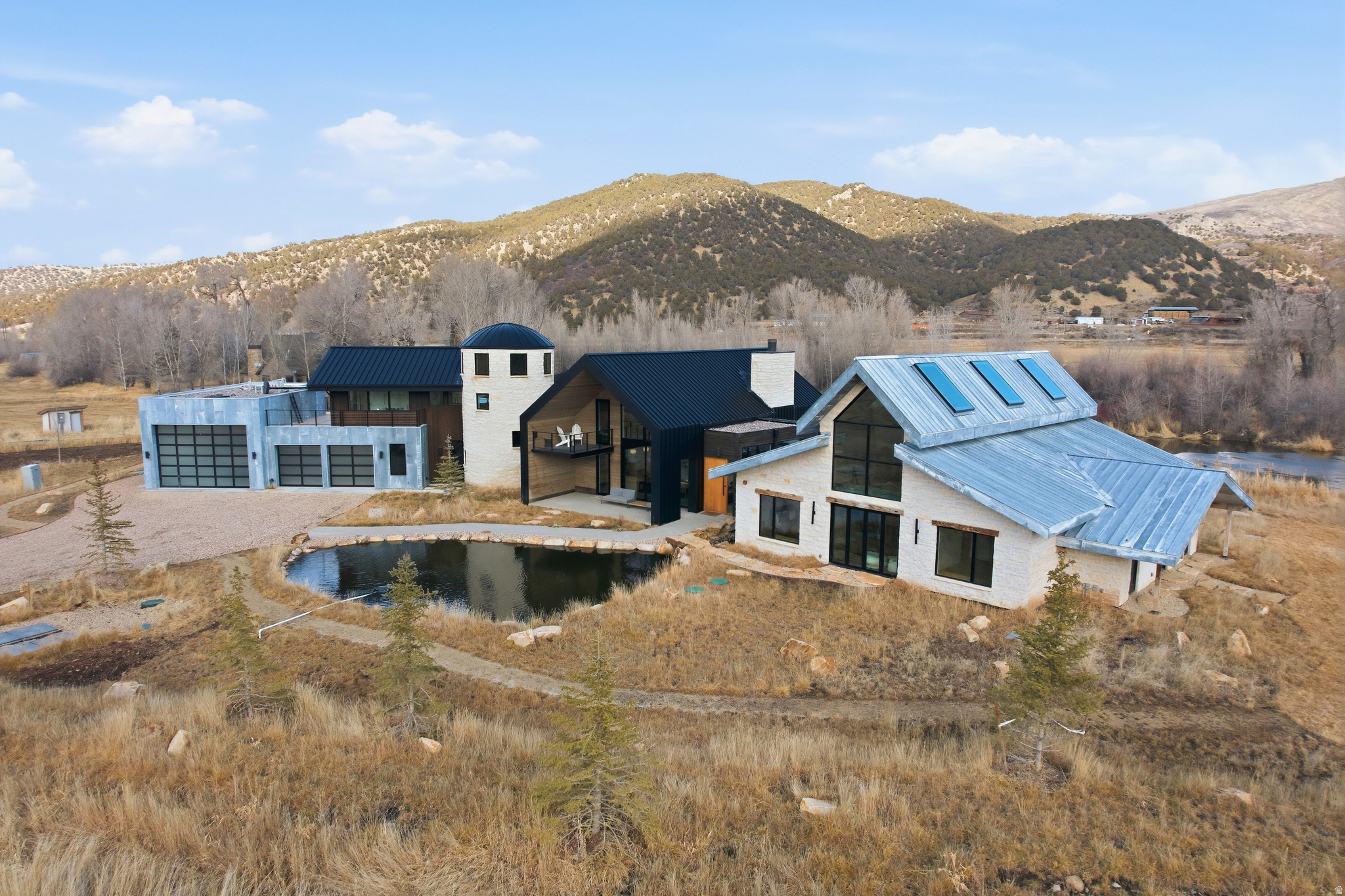 main property photo 94